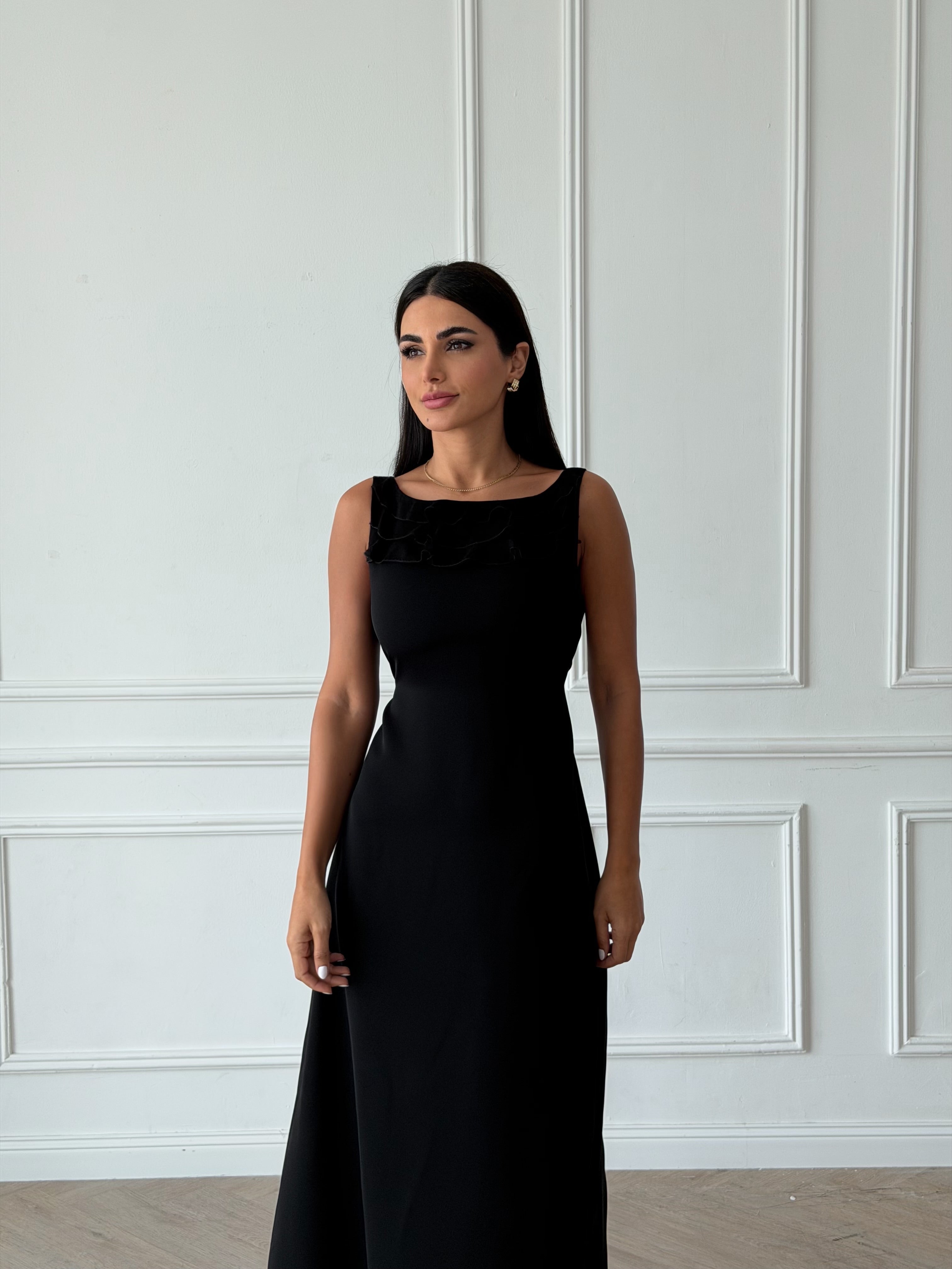 Athba in Black