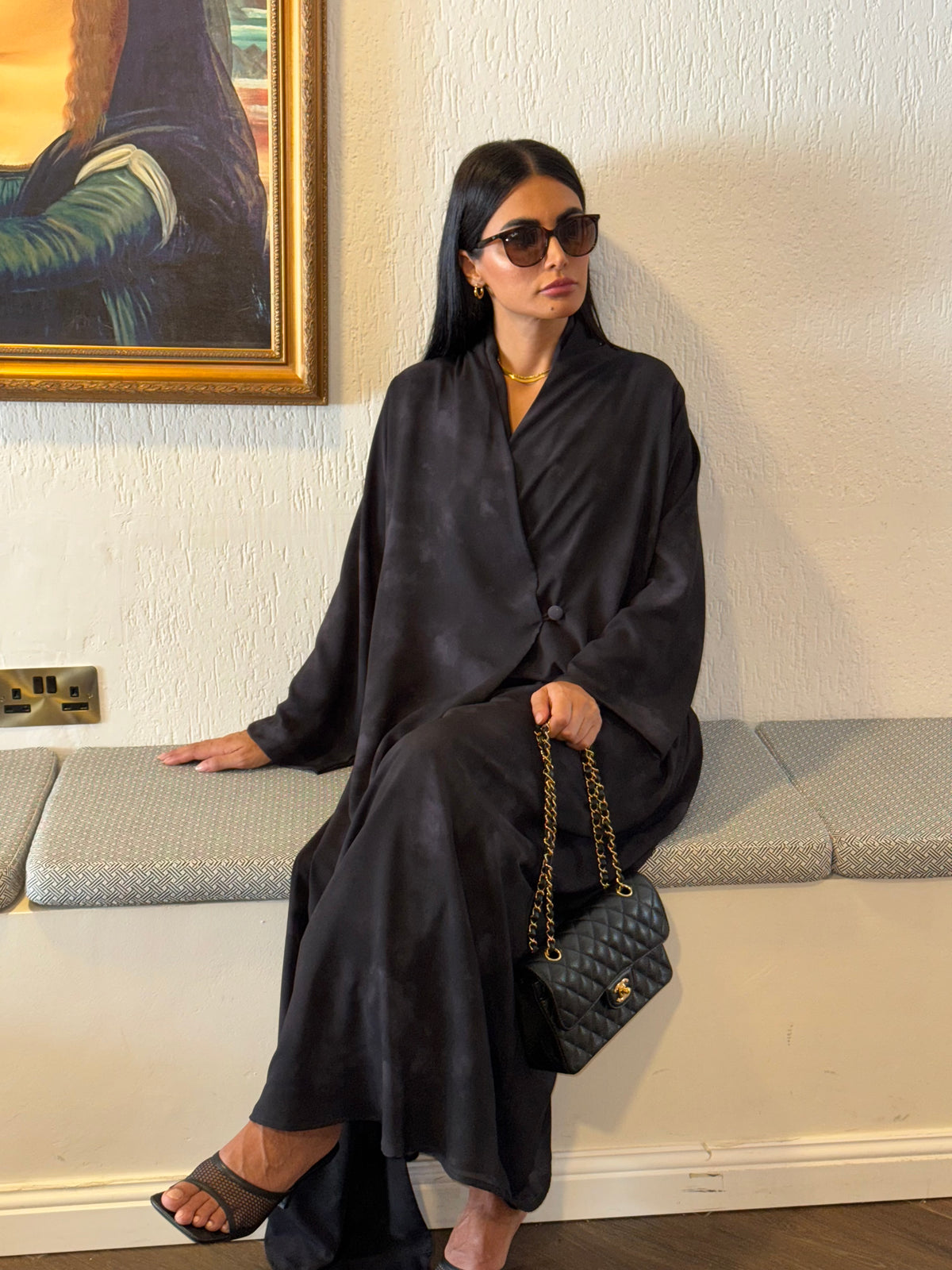 Hamda Fffff Hamda in Black – Laha