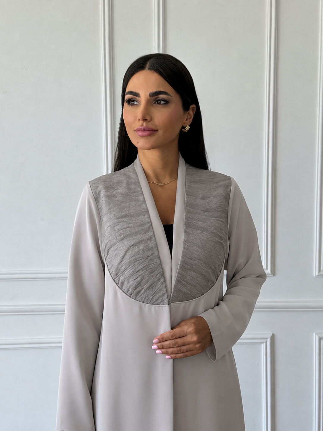 Noor in Grey