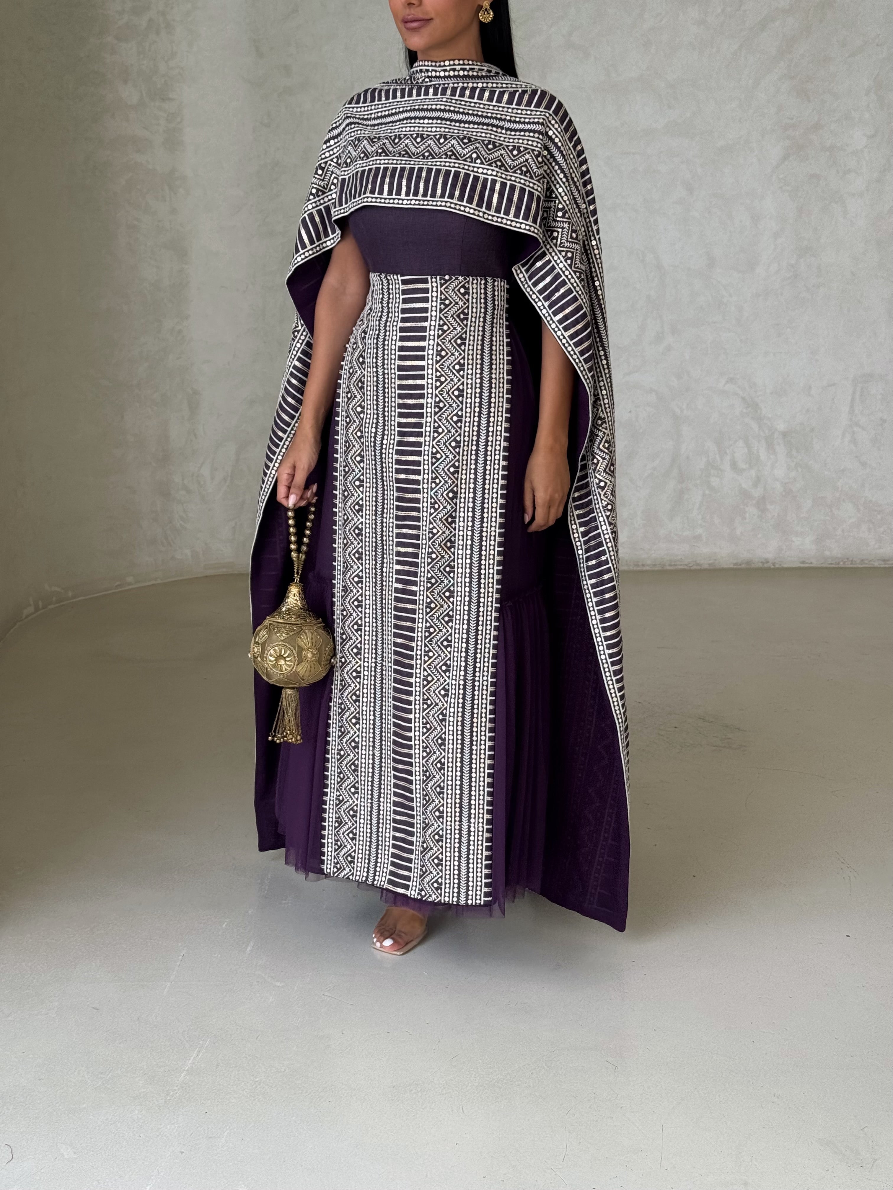 Anoud in Purple