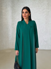 Muna in Green