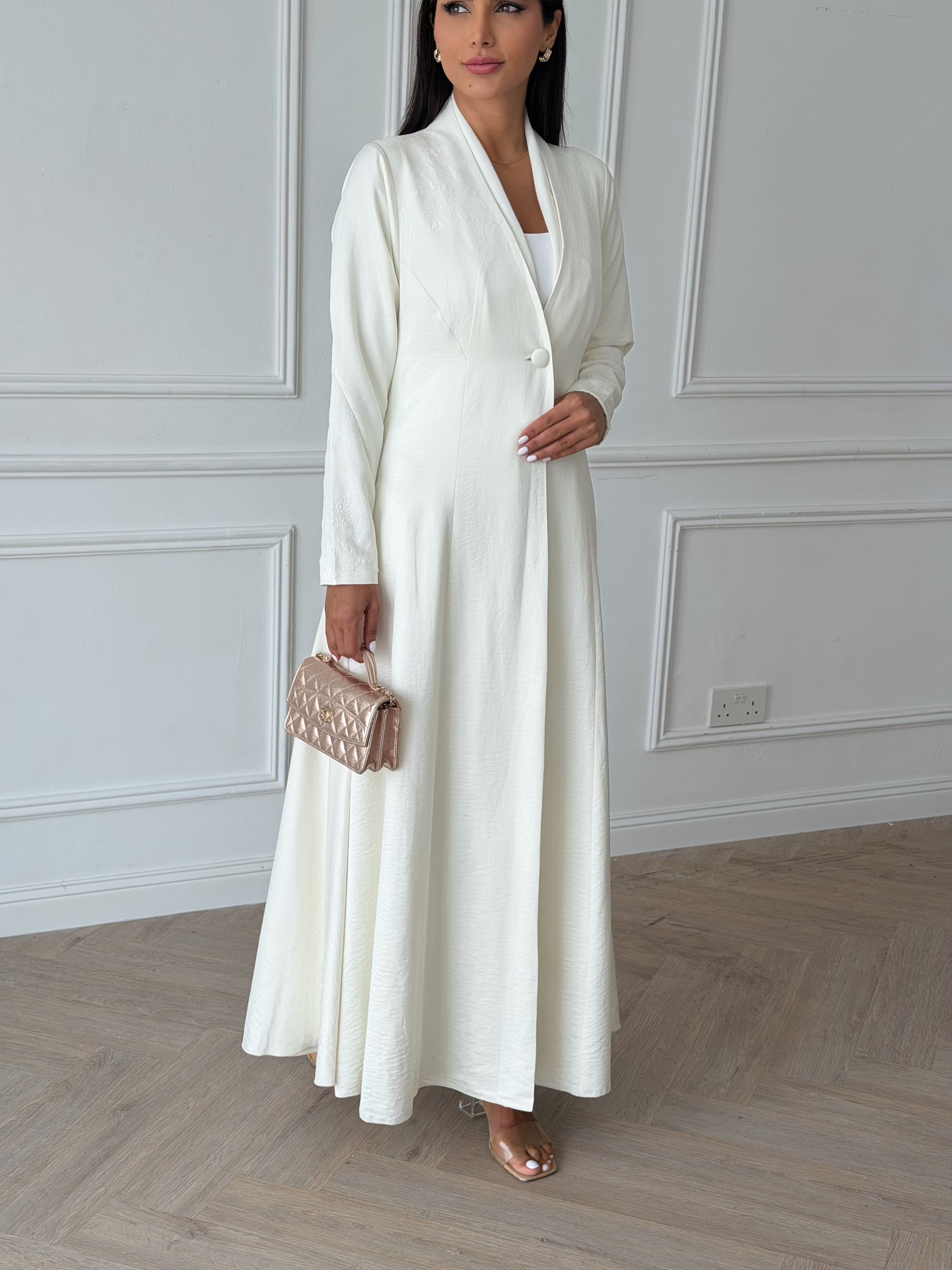 Manar in Off White