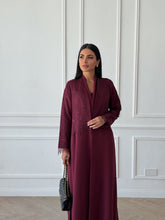Latifa in Maroon