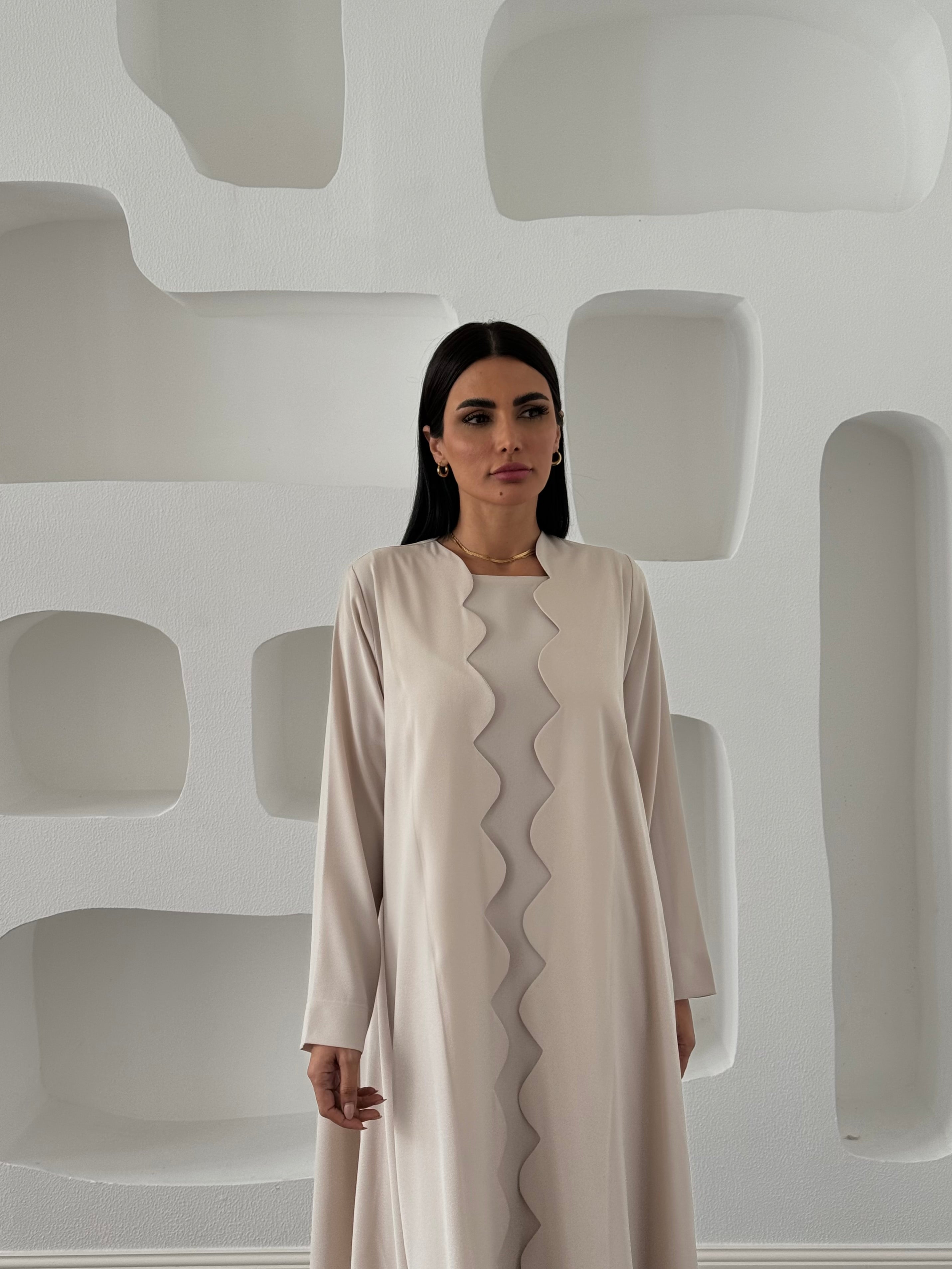Deema in Beige