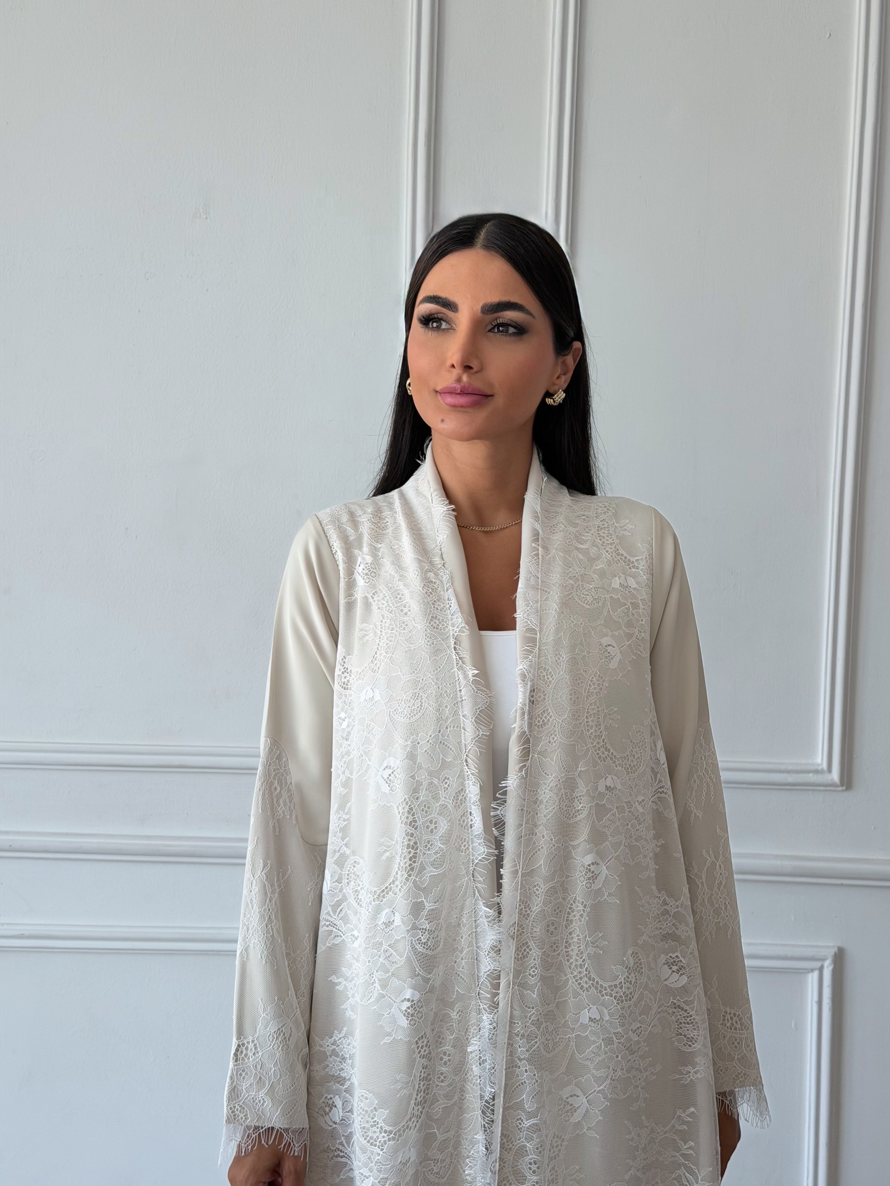 Amal in Beige