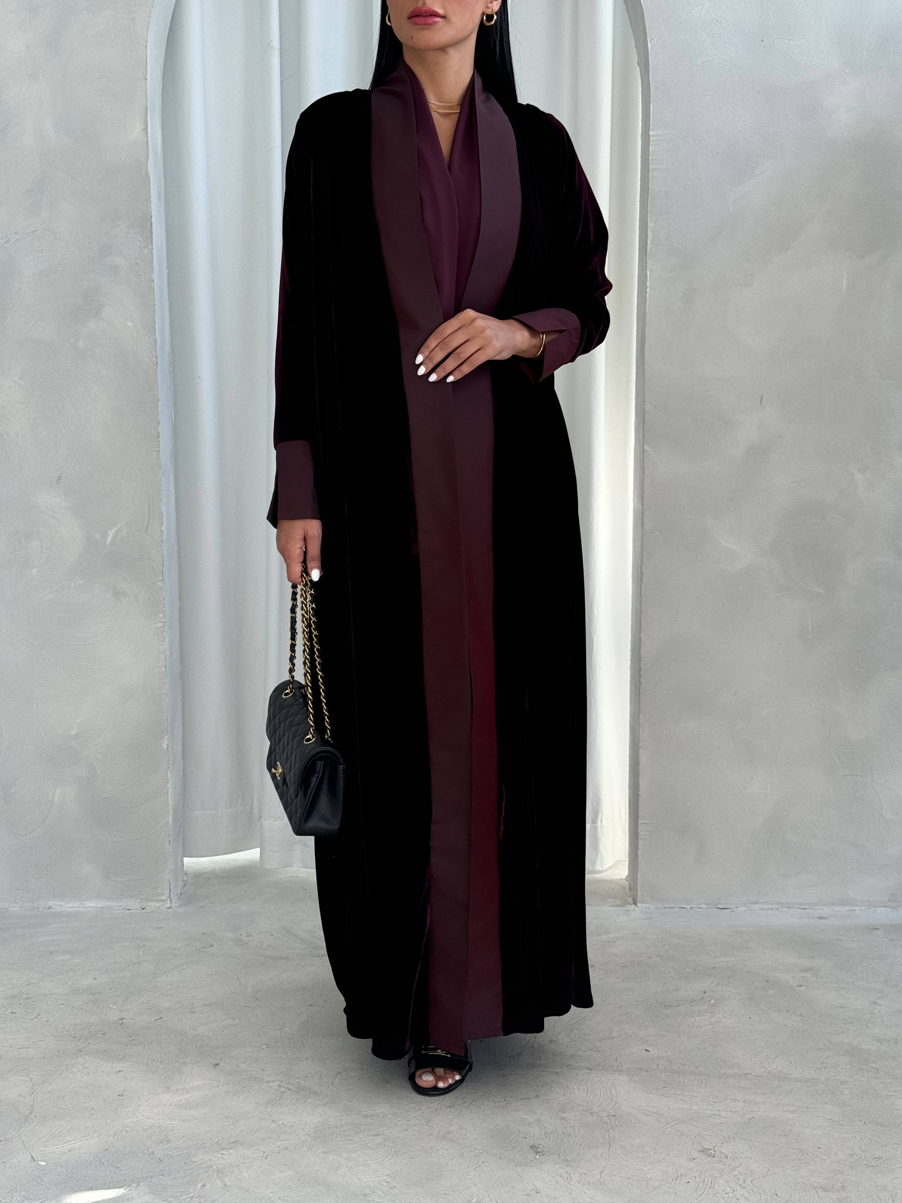 Aisha in Maroon