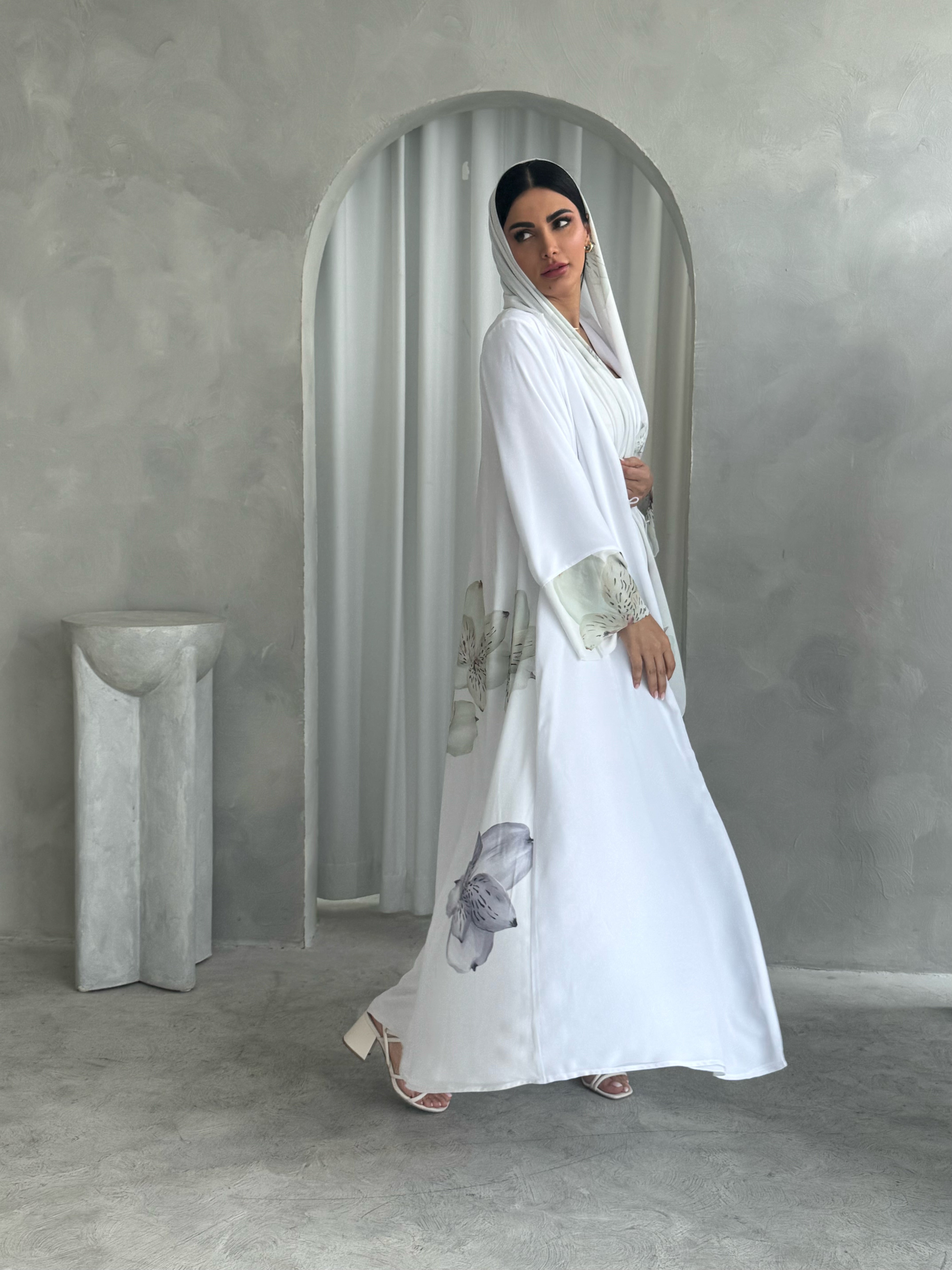 Joud in White