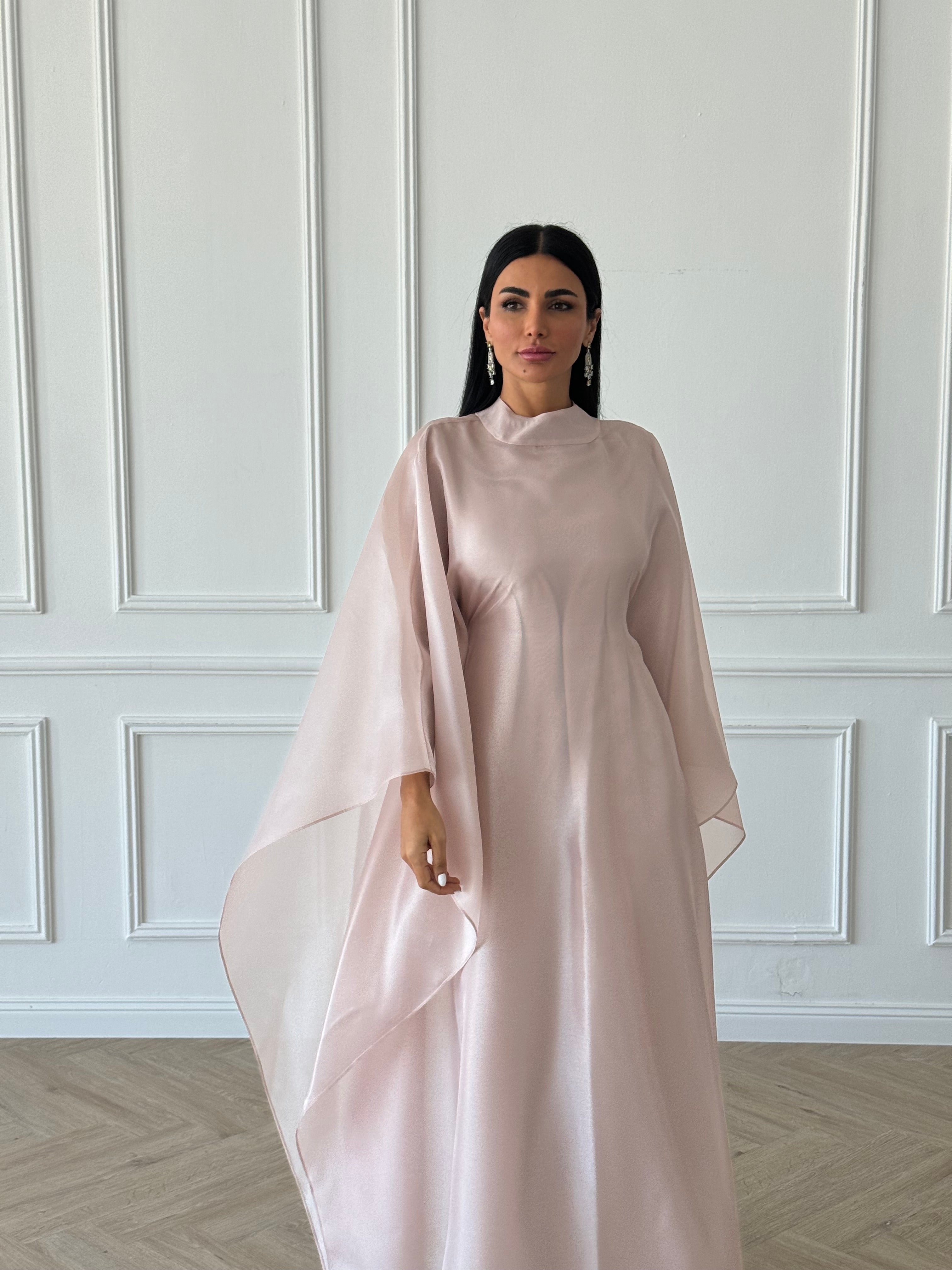 Inaya in Pink