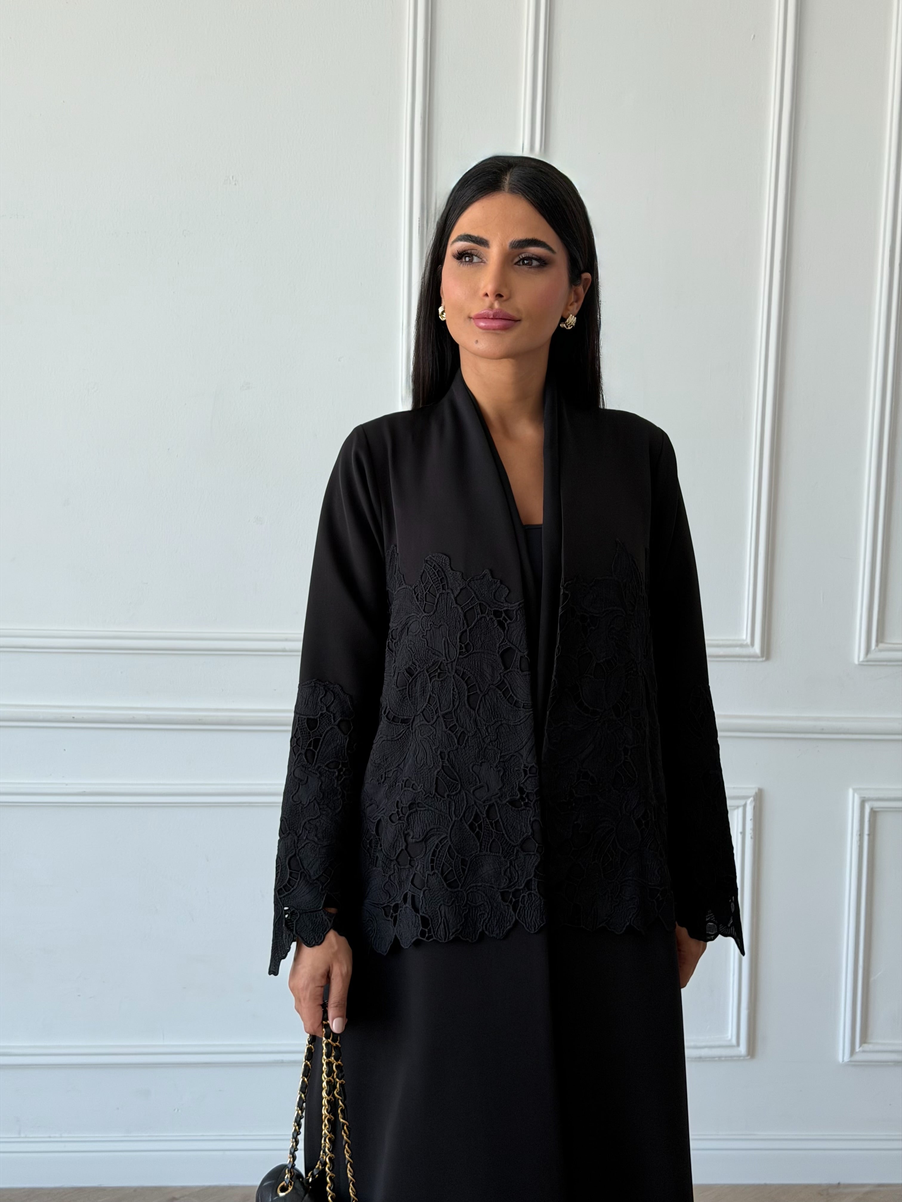 Dalia in Black