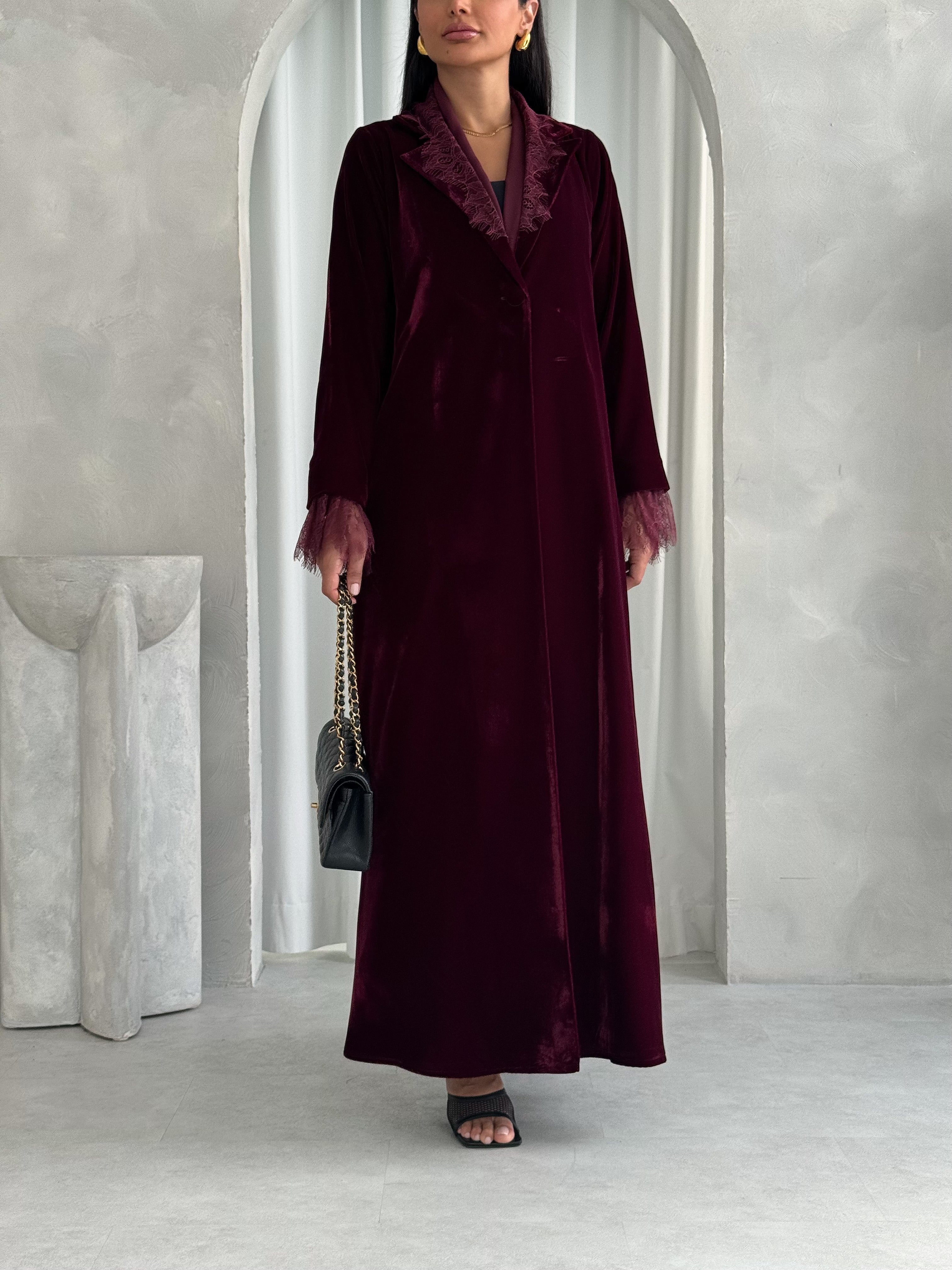 Asayel in Burgundy