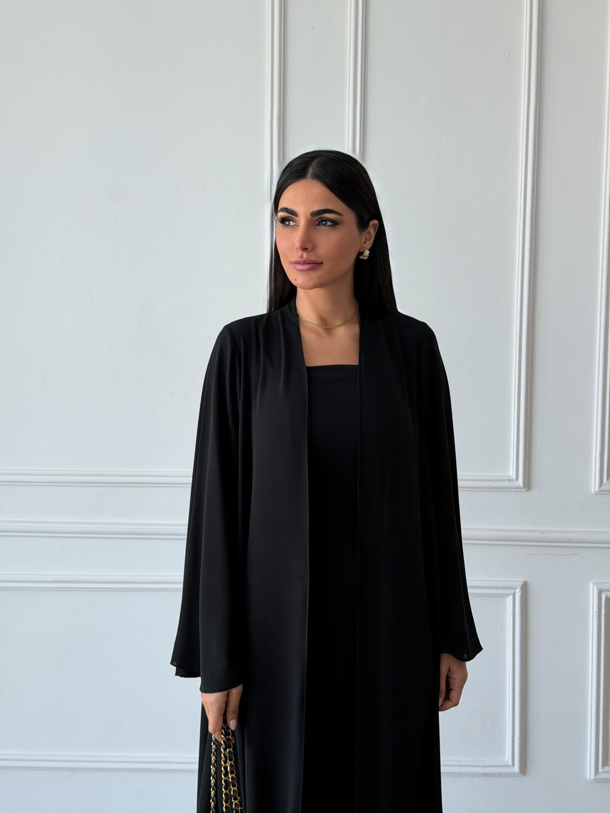 Mizna in Black