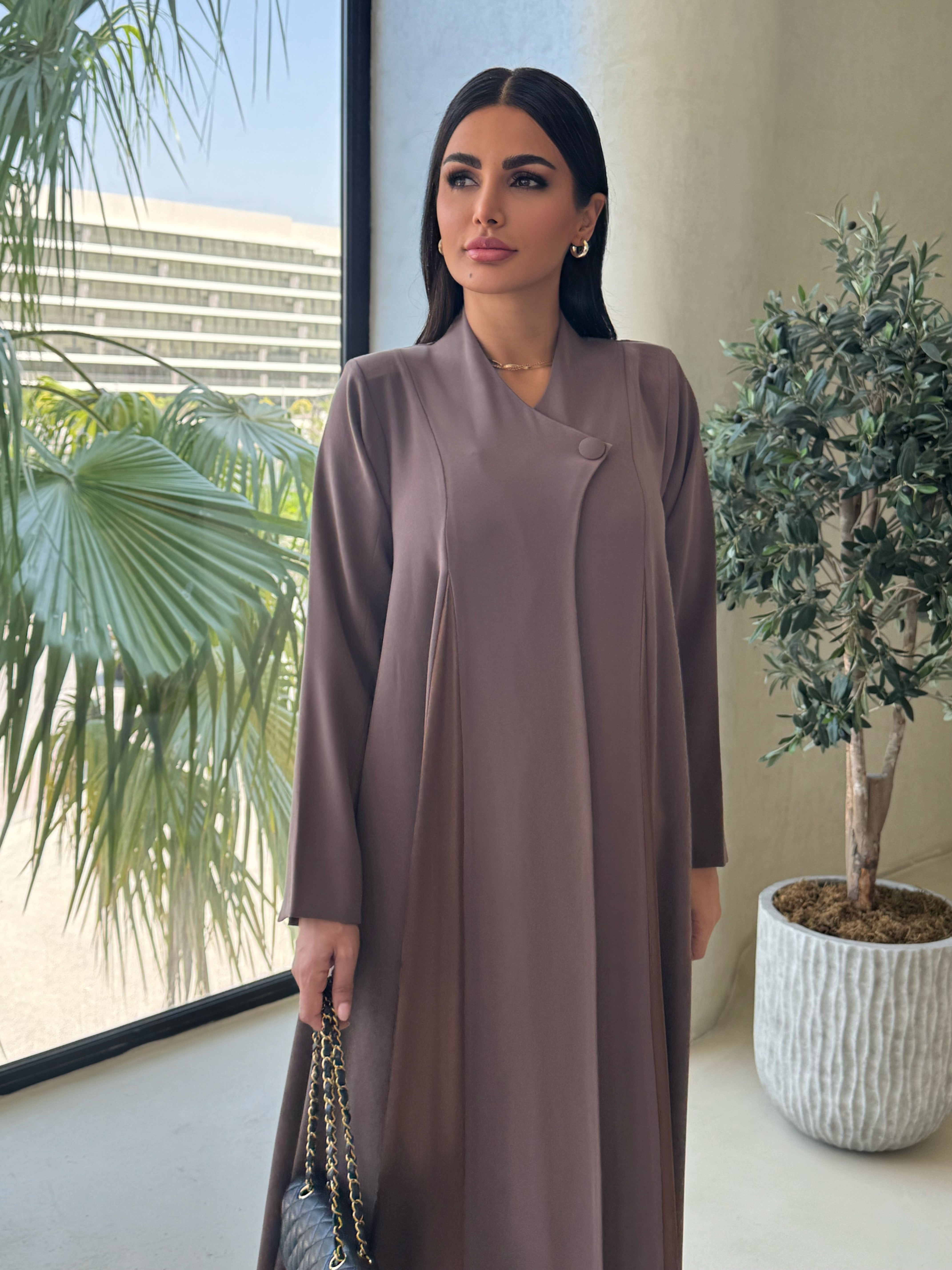 Muna in Brown