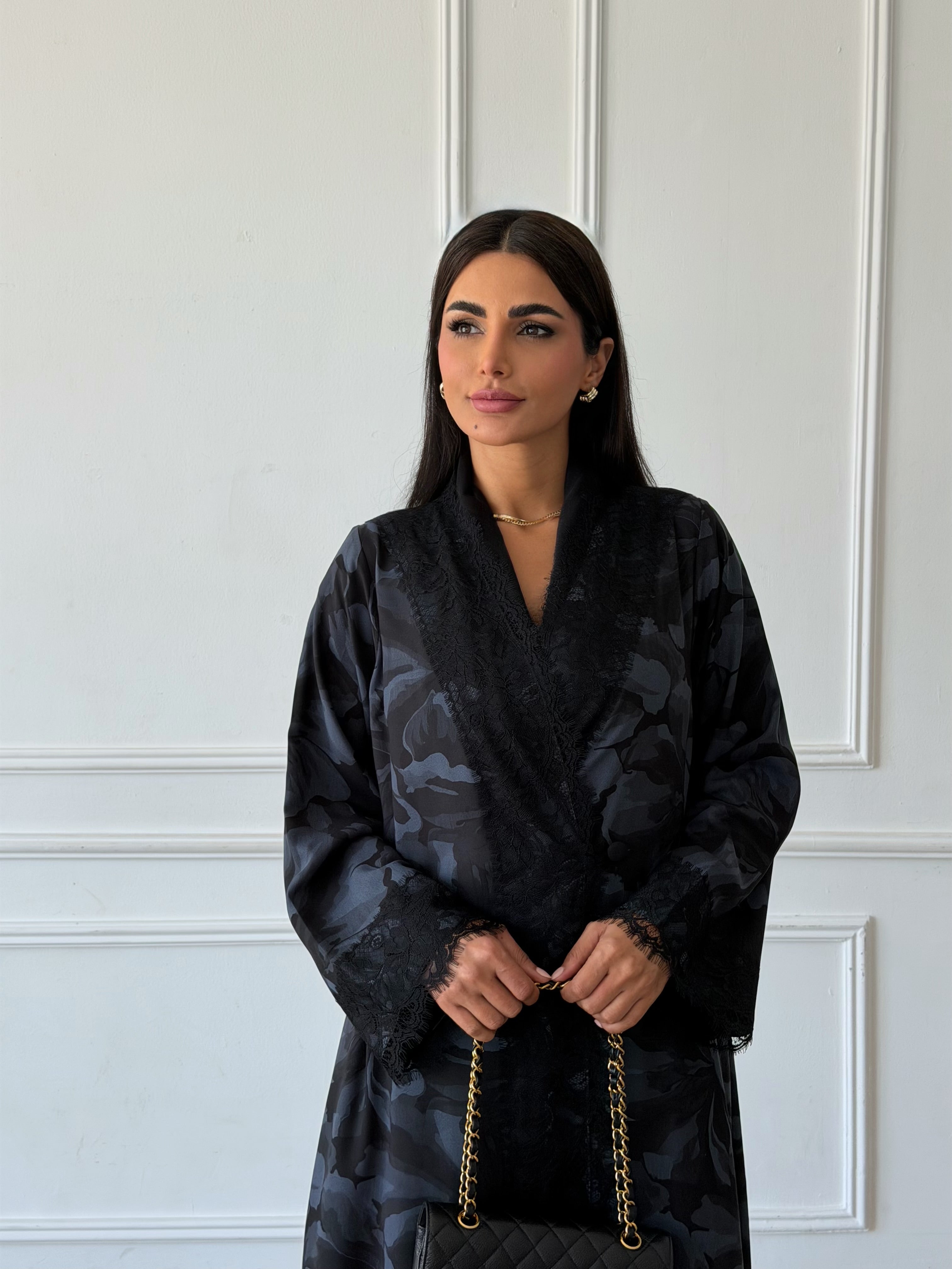 Madiya in Blue Black
