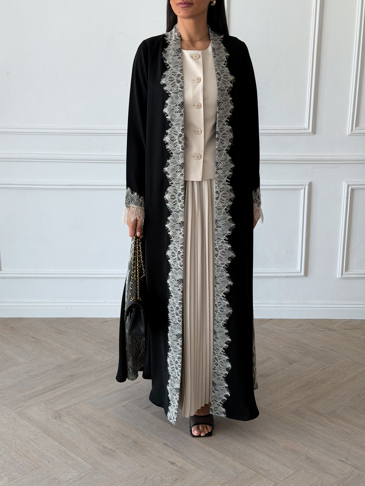 Rahaf in Black-Beige