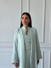 Ghayda in Shimmer Mint
