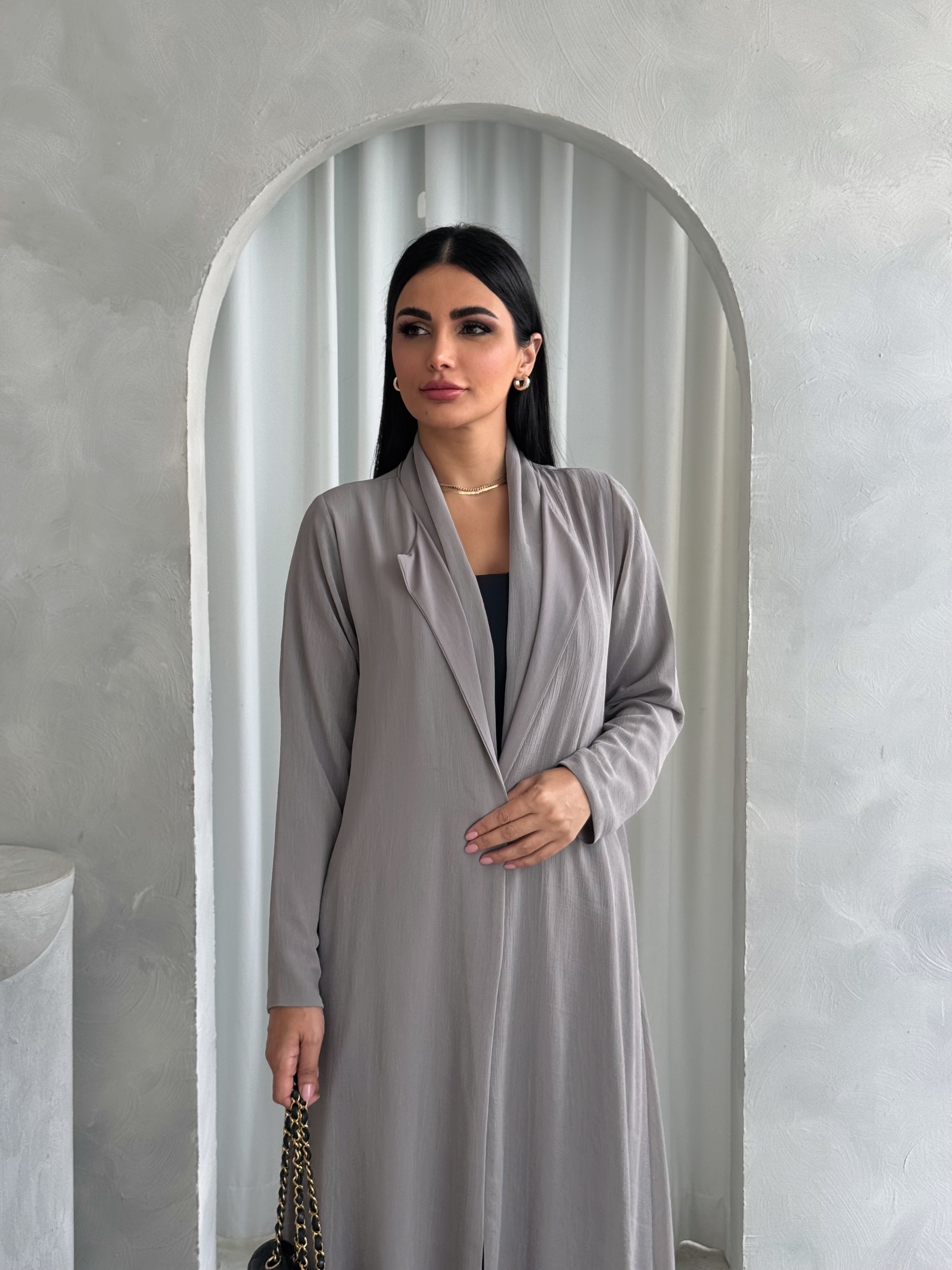 Asila in Taupe