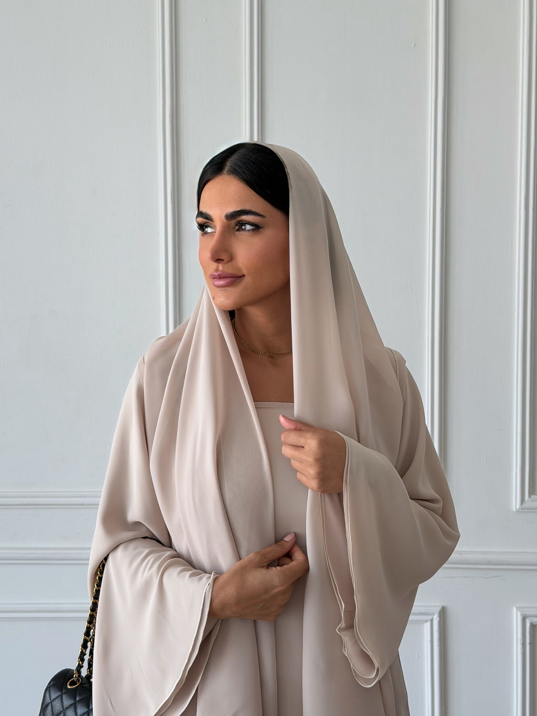 Mizna in Beige