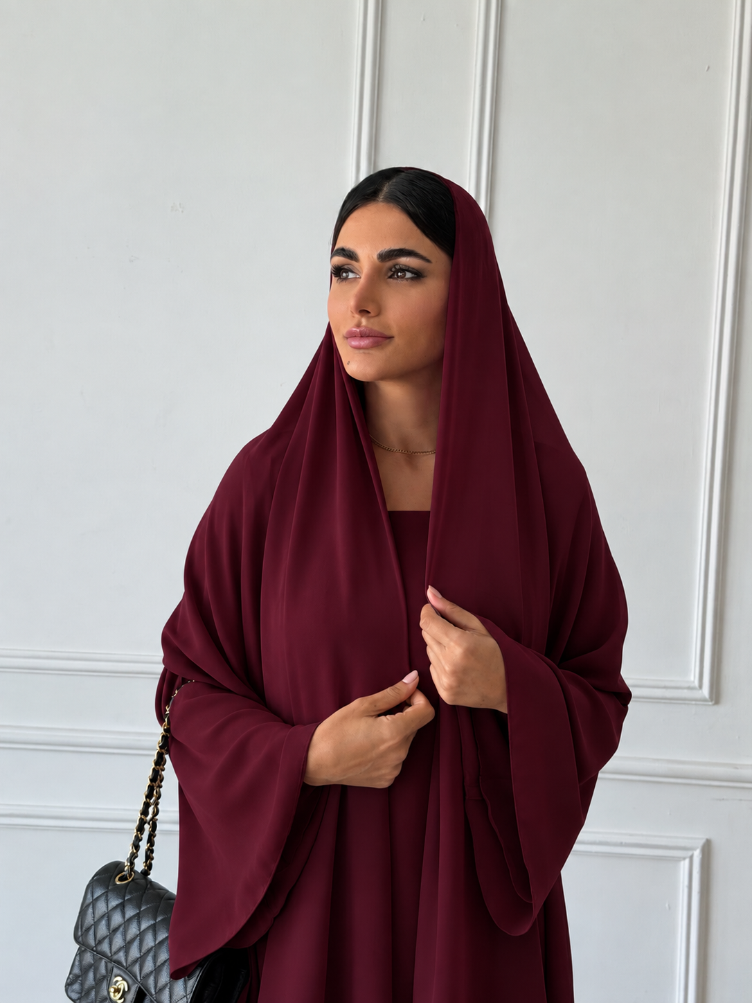 Mizna in Maroon