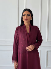 Latifa in Maroon