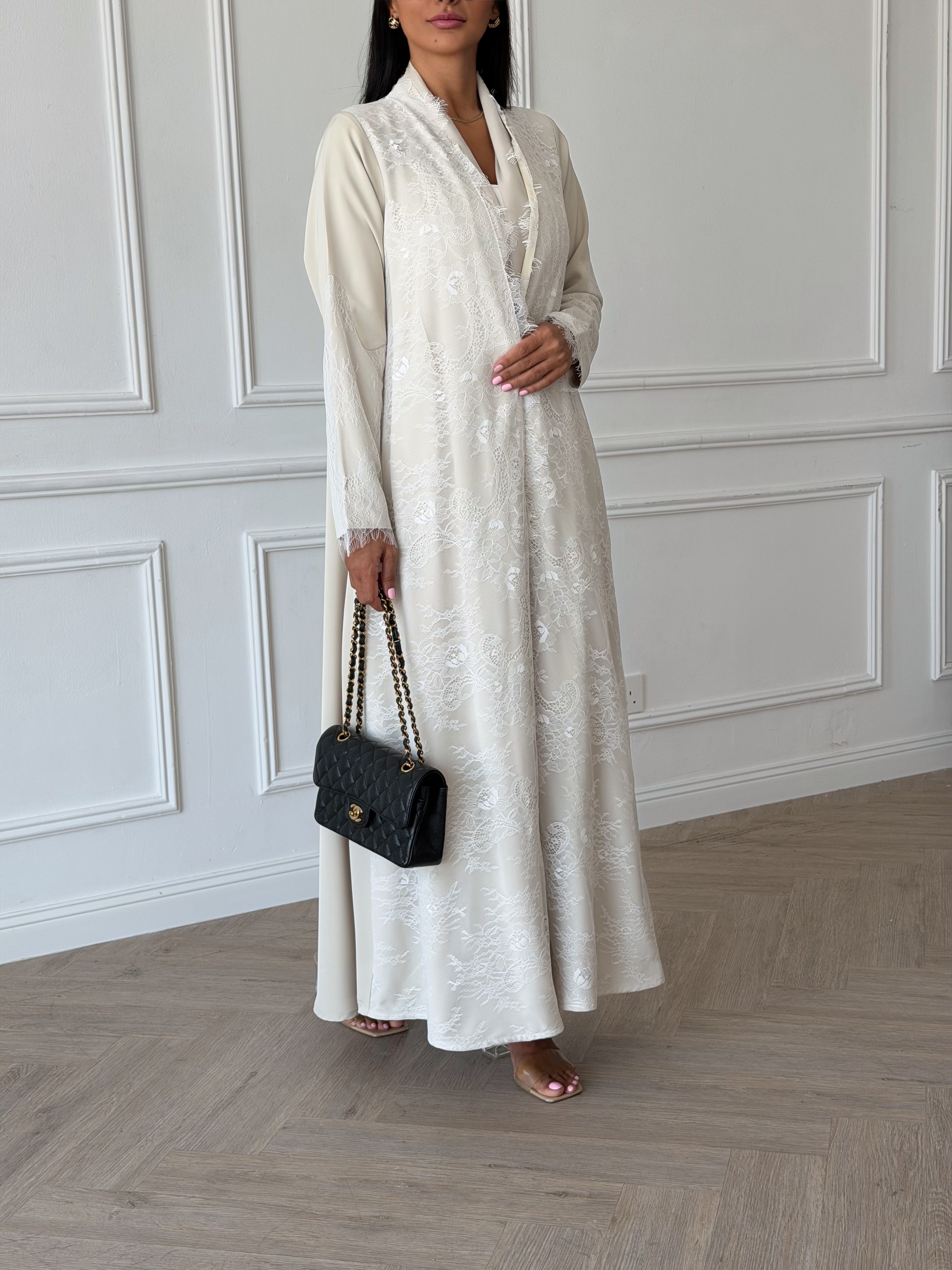 Amal in Beige