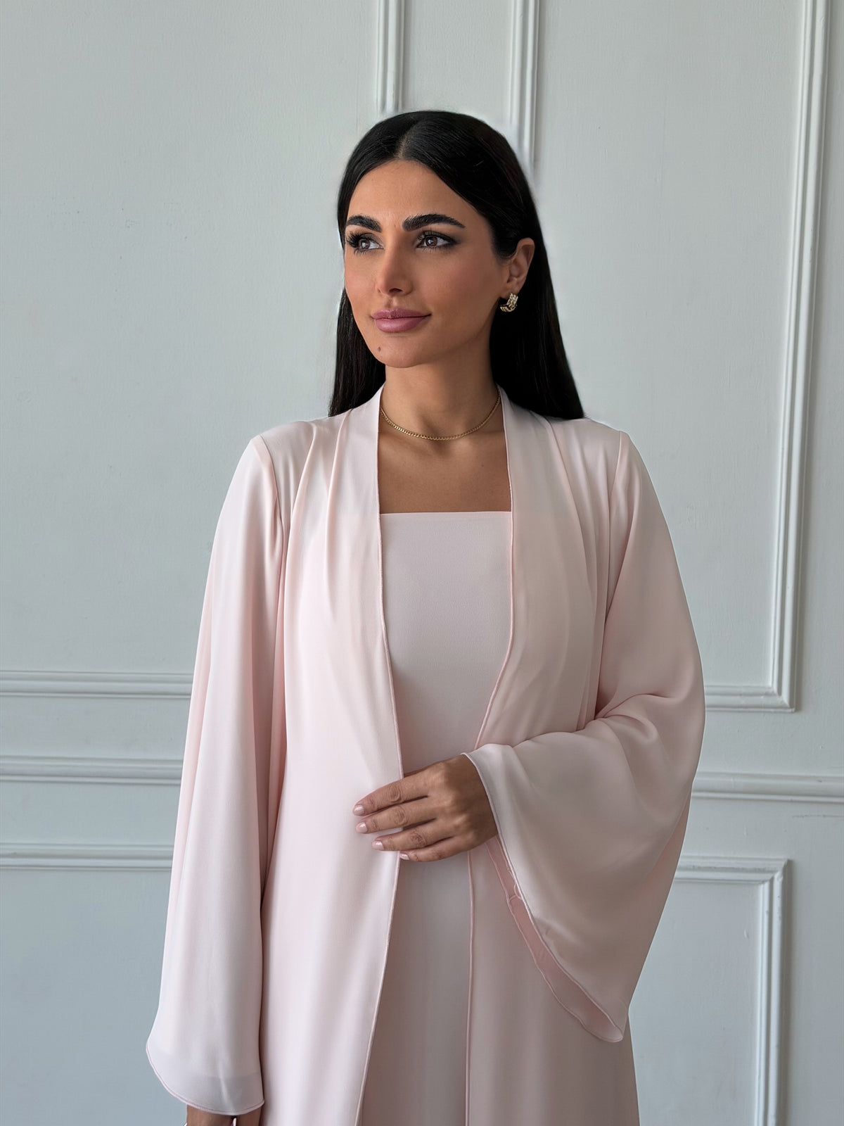 Mizna in Pink