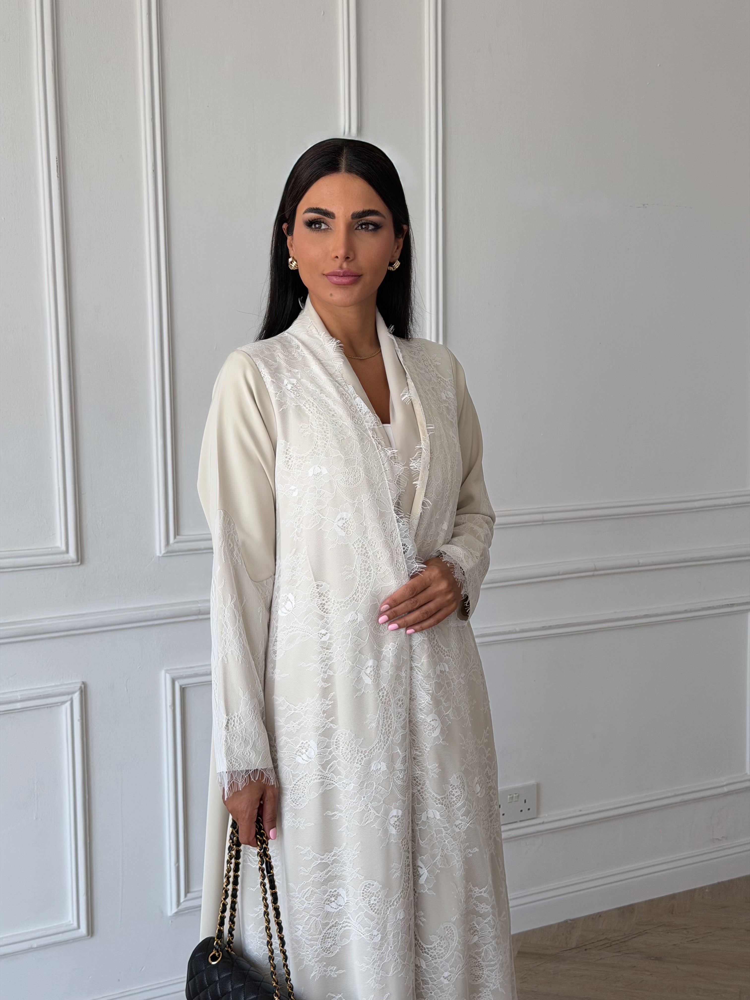 Amal in Beige