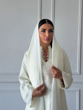 Ghayda in Shimmer Cream