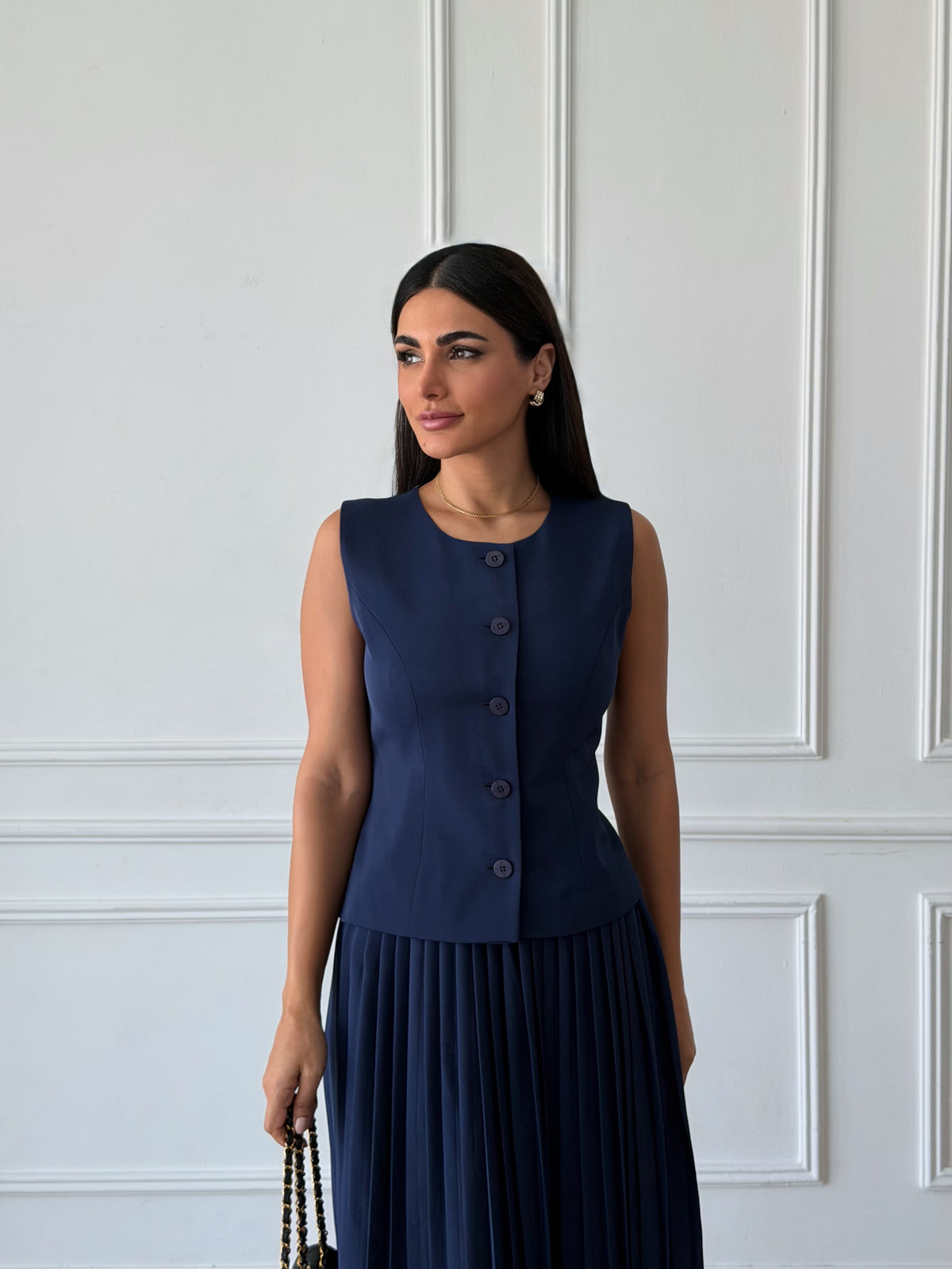 Rahaf in Cream-Navy