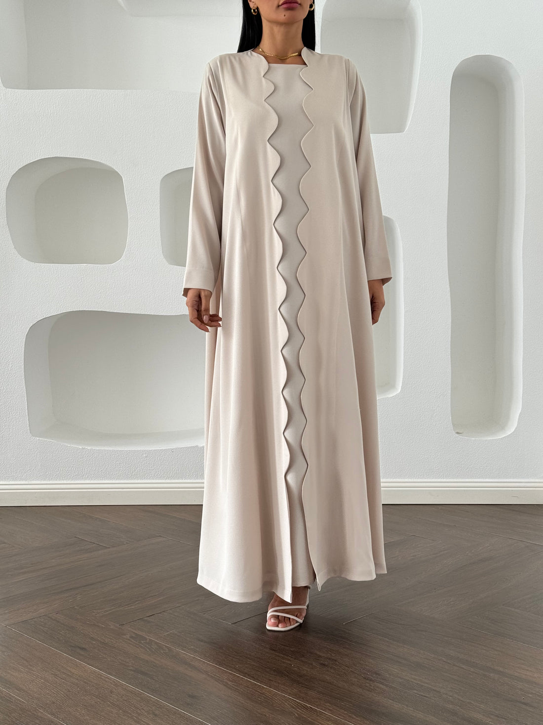 Deema in Beige