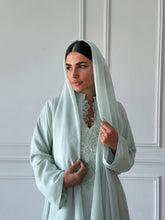 Ghayda in Shimmer Mint