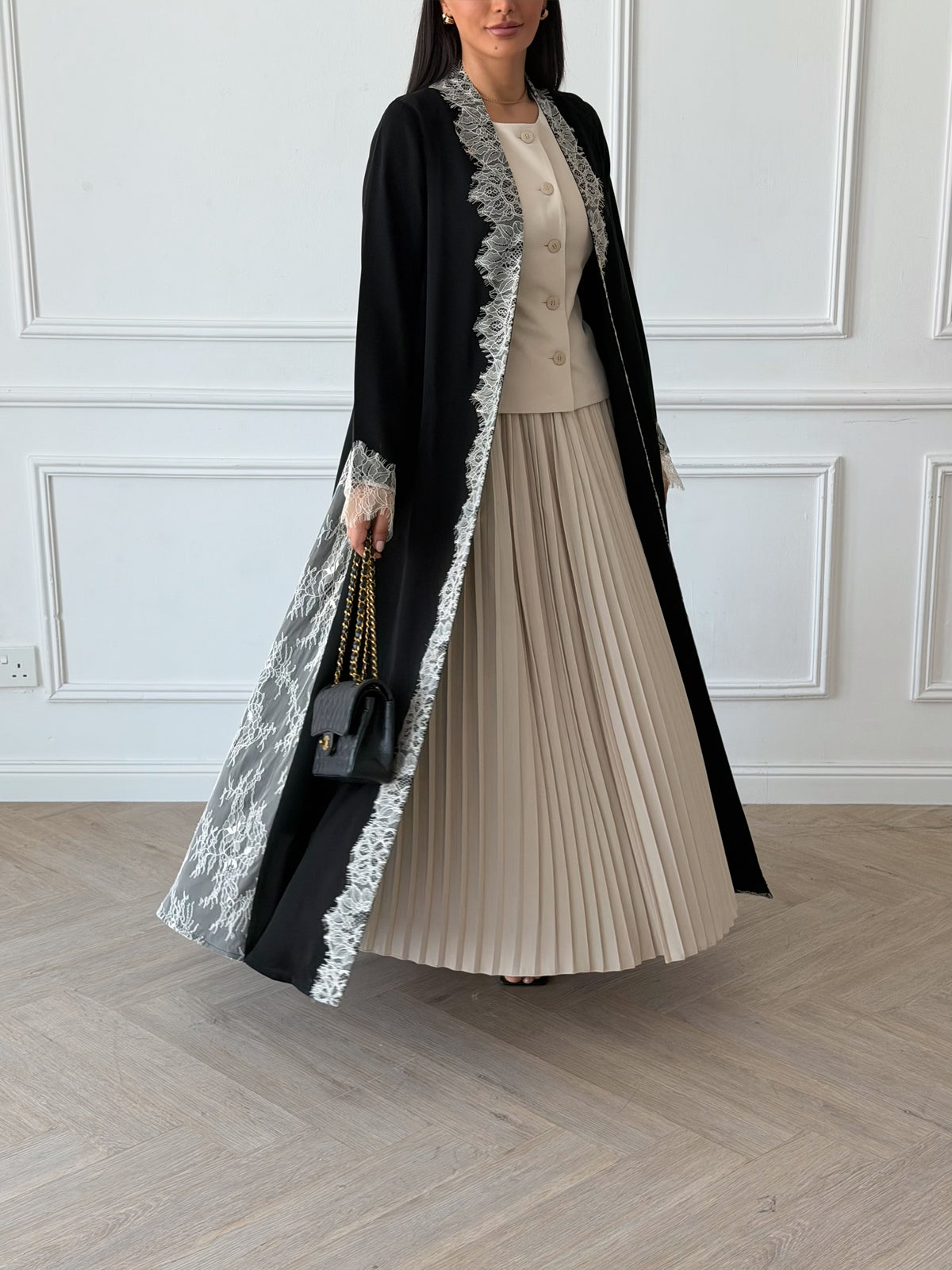 Rahaf in Black-Beige