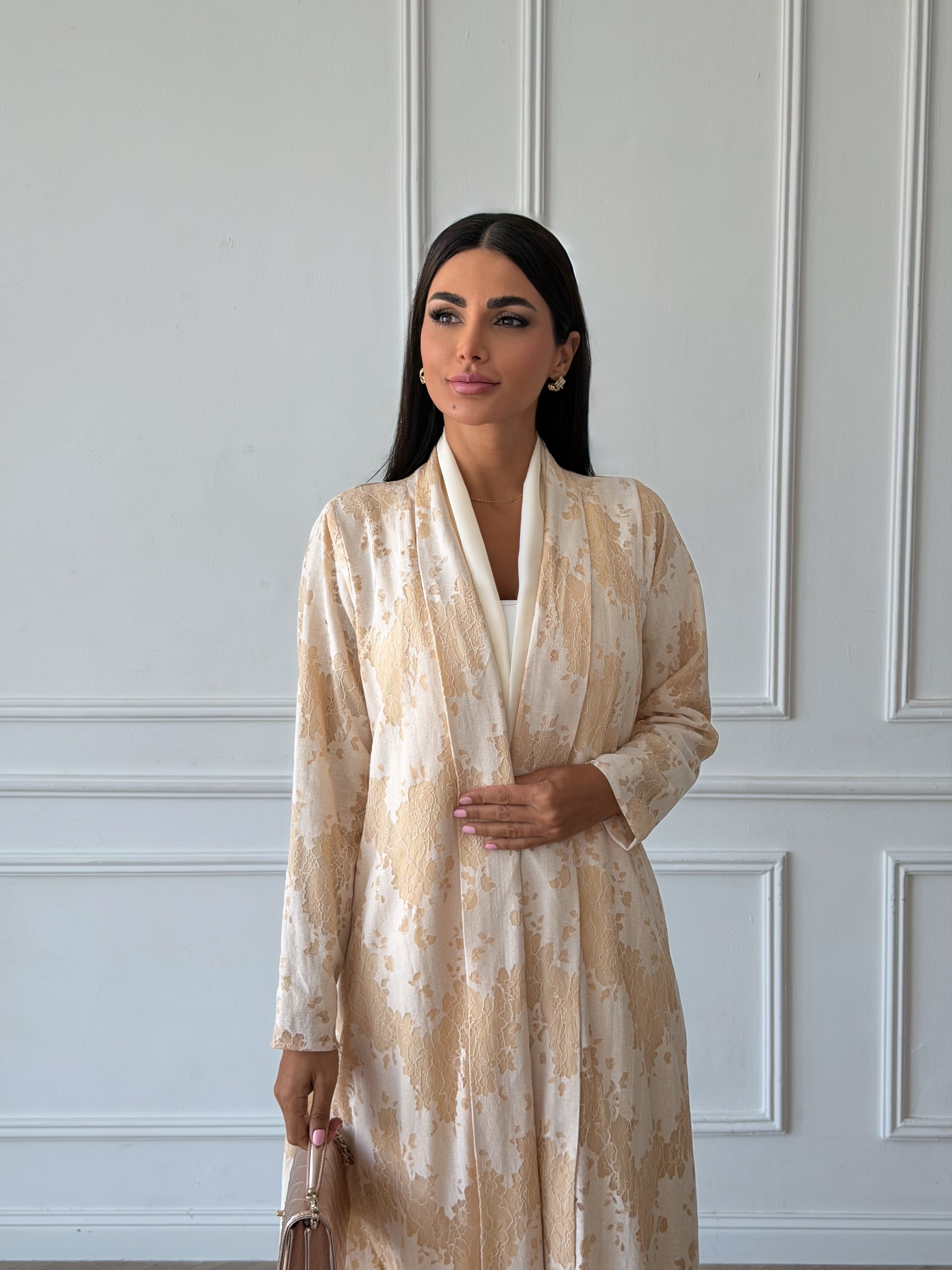 Alyazia in Cream Peach
