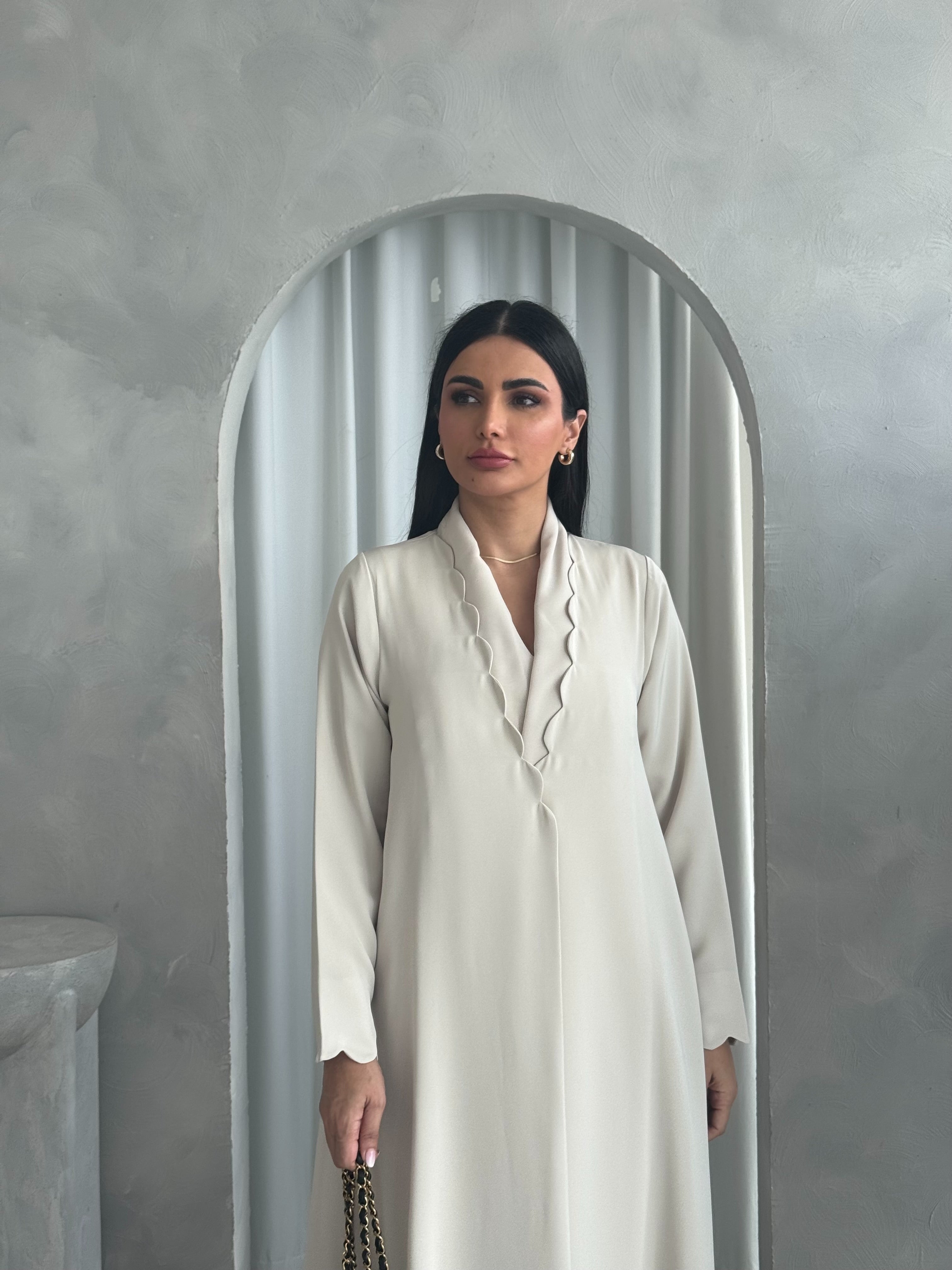 Najla in Beige