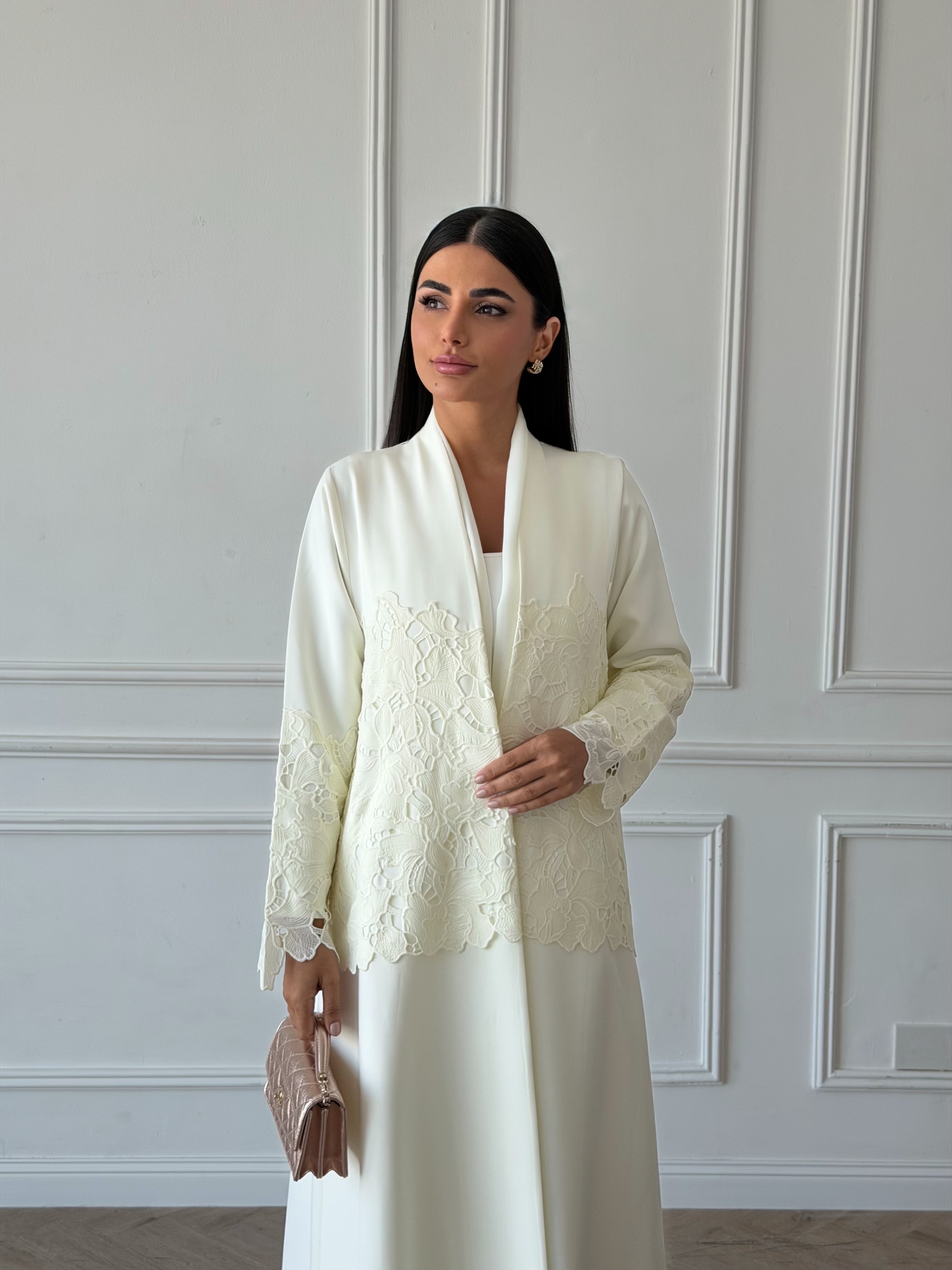 Dalia in Cream