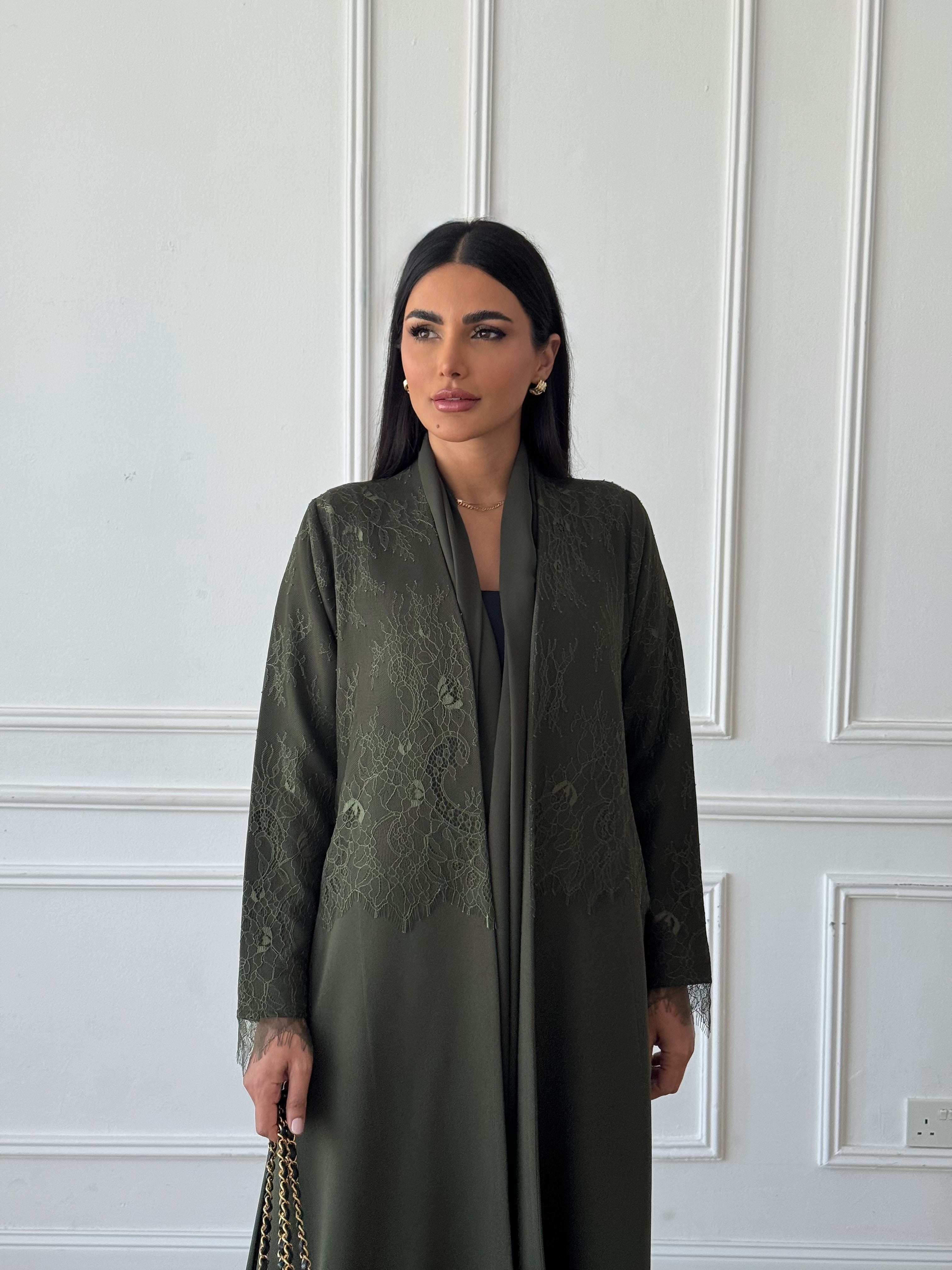 Latifa in Olive