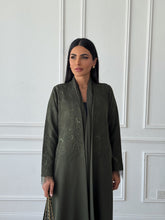 Latifa in Olive