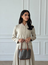 Sophia in Beige