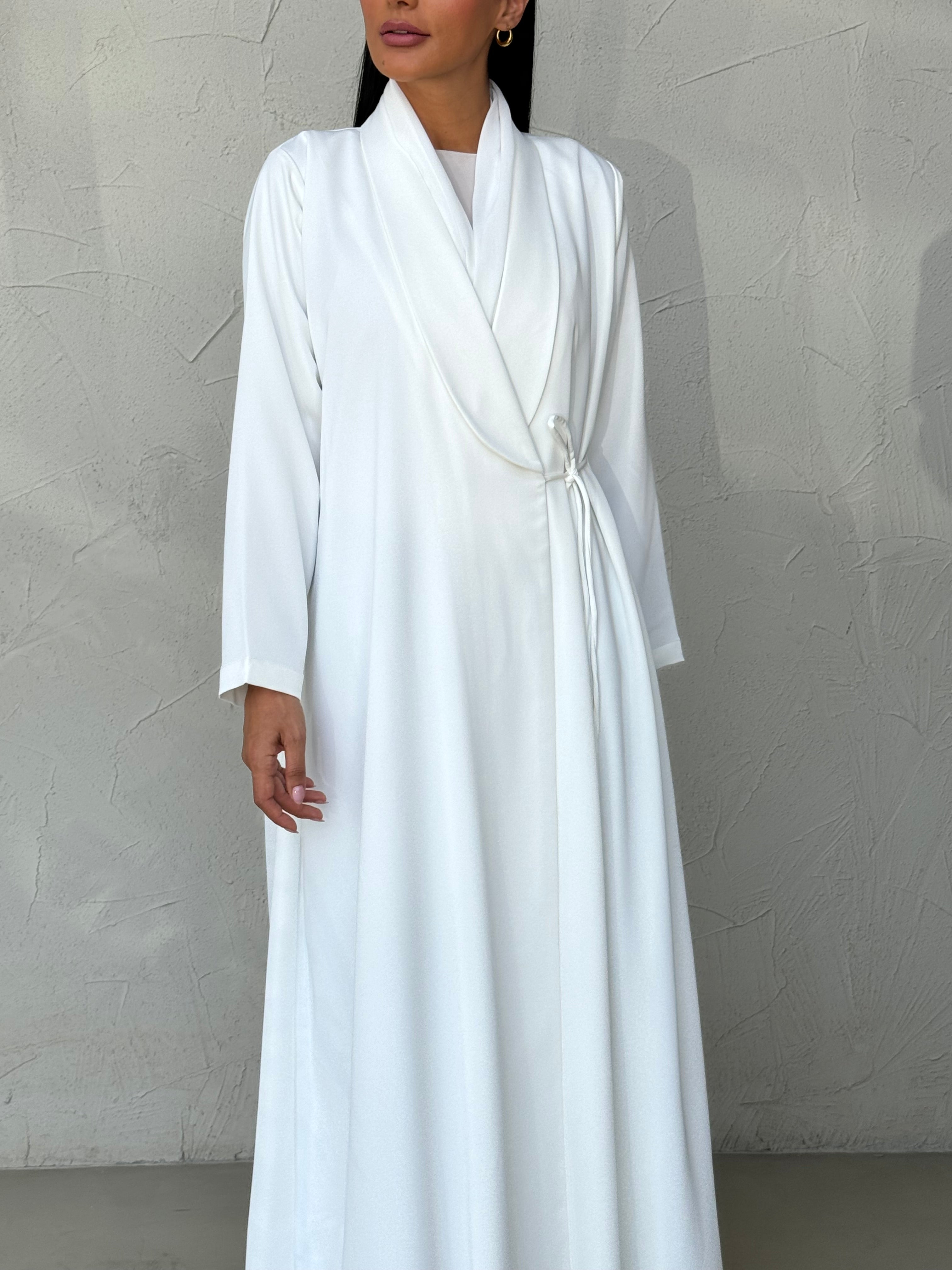 Layla in White