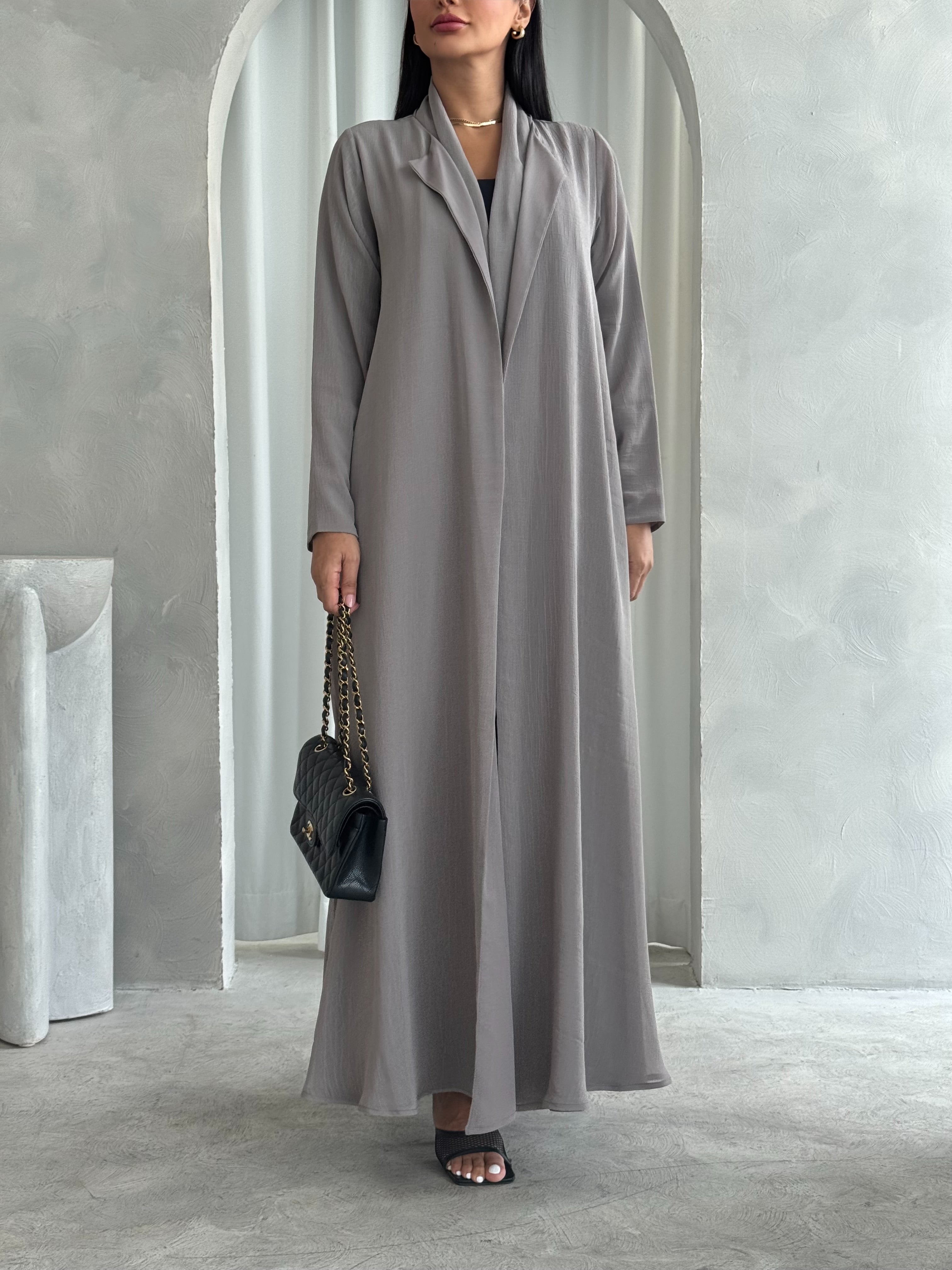 Asila in Taupe