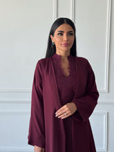 Ghayda in Shimmer Maroon