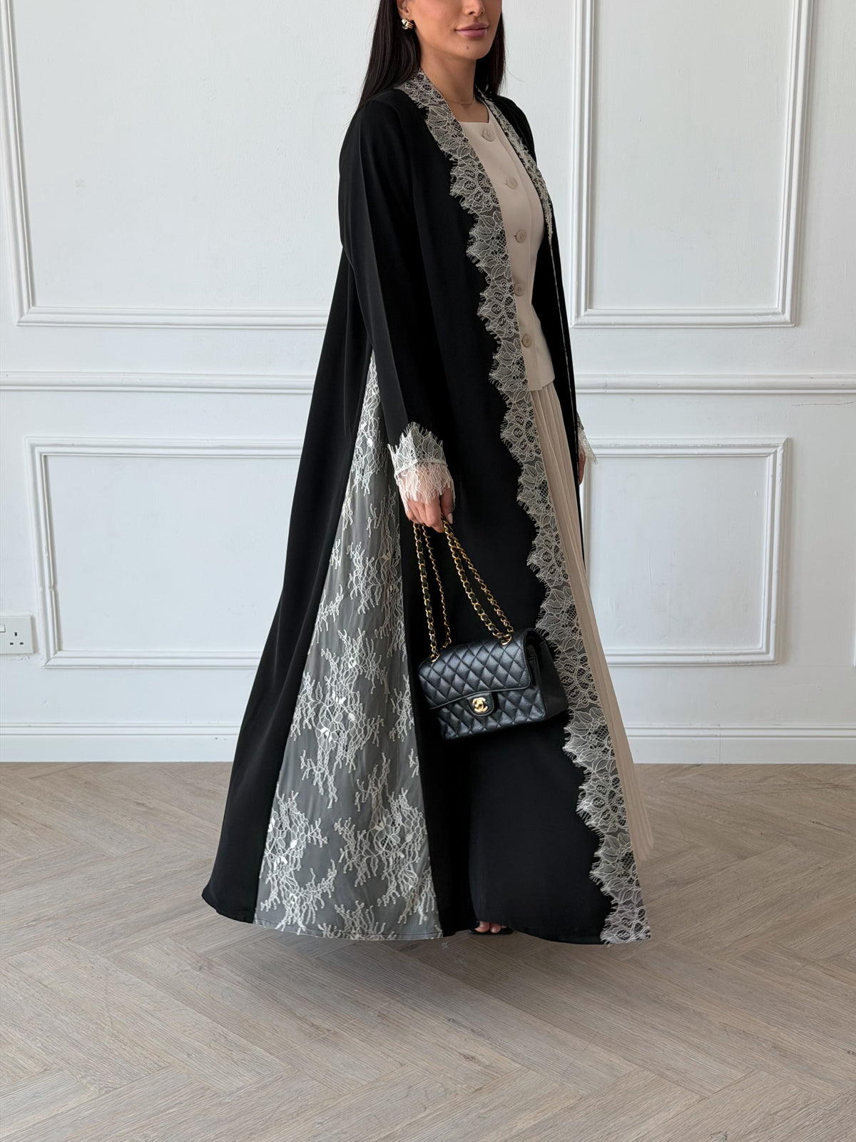Rahaf in Black-Beige