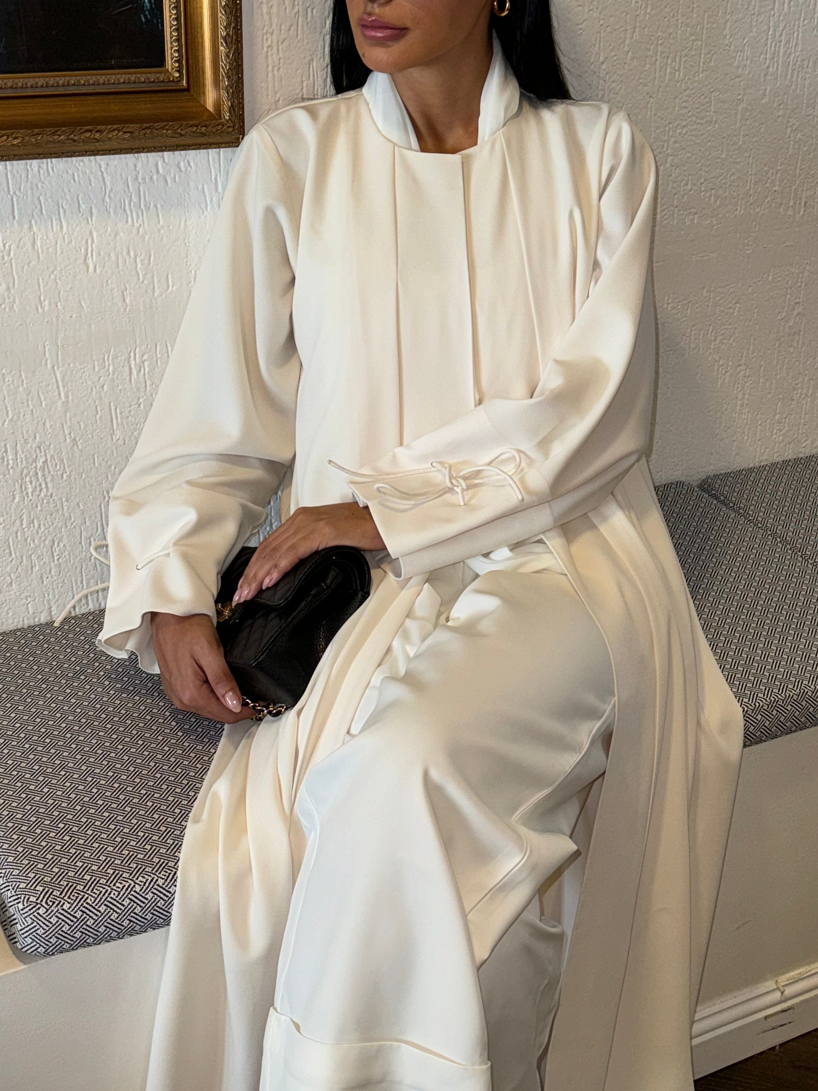 Mai in White