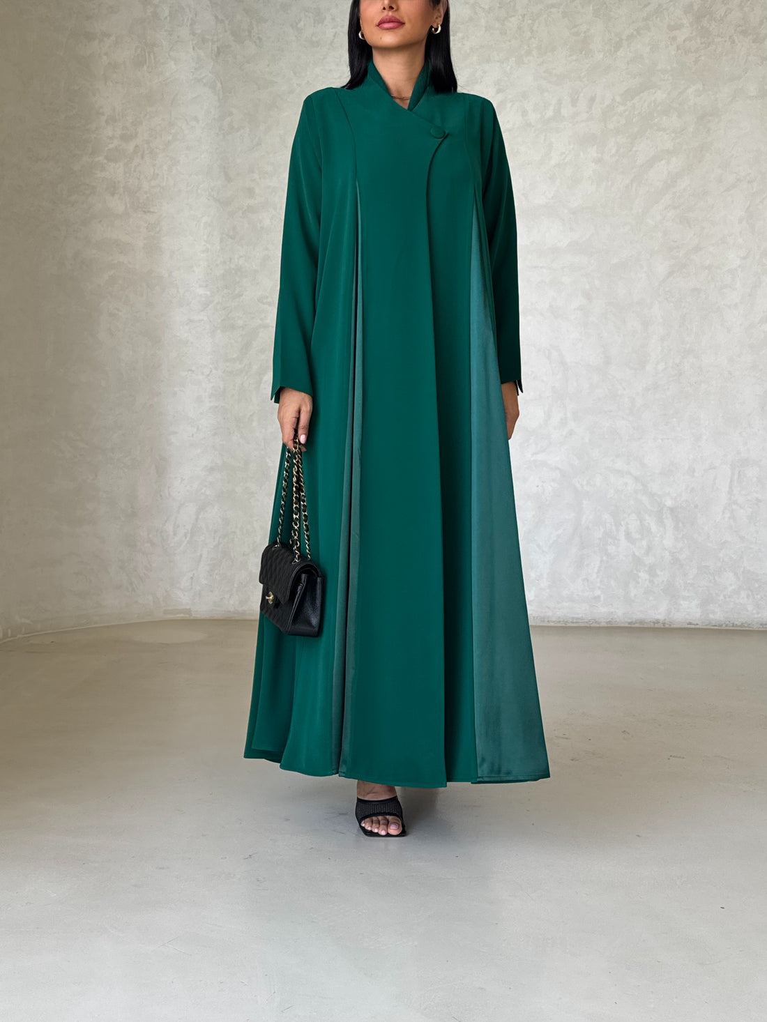 Muna in Green