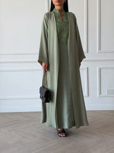 Ghayda in Shimmer Green