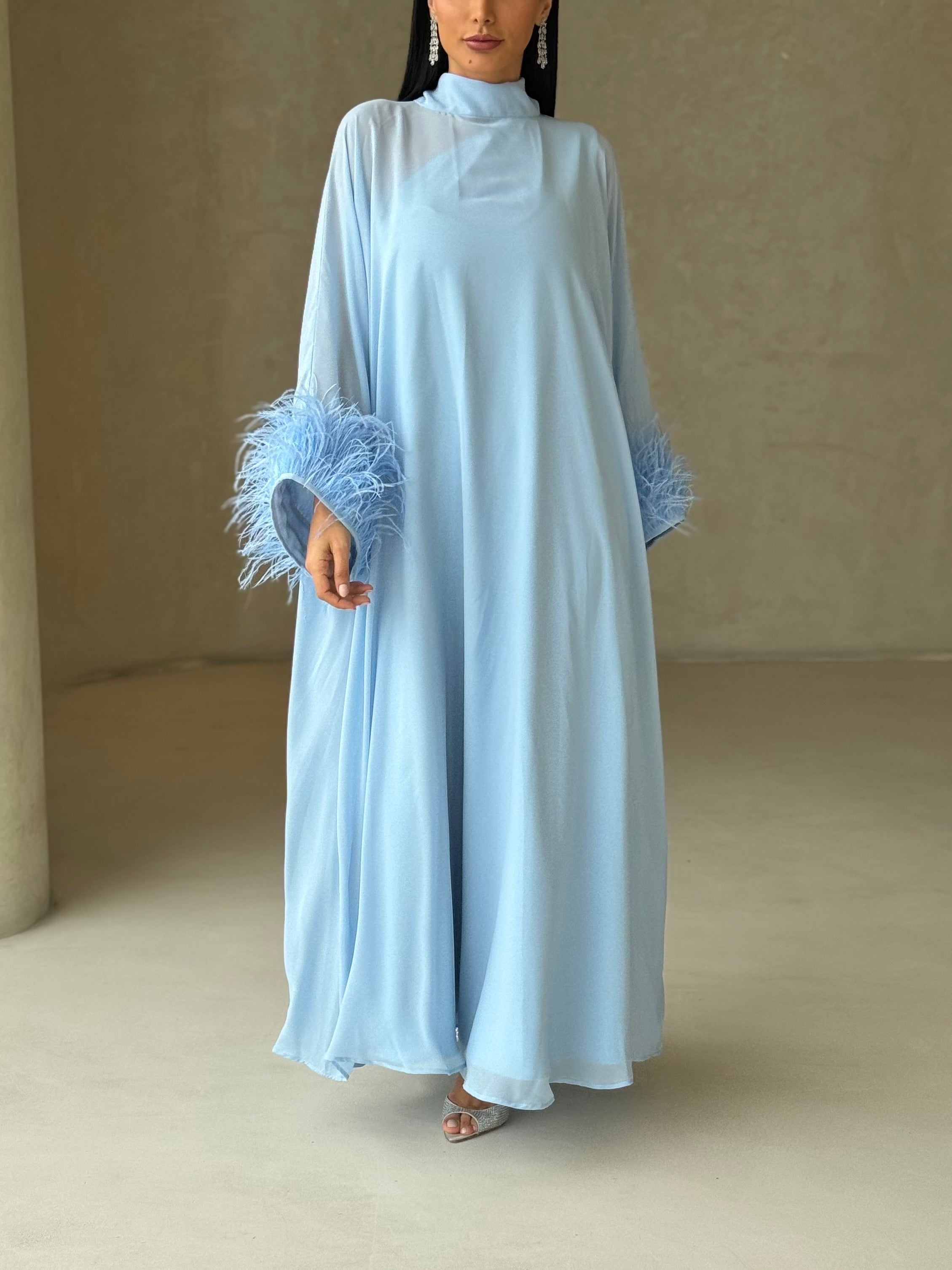 Nura in Blue