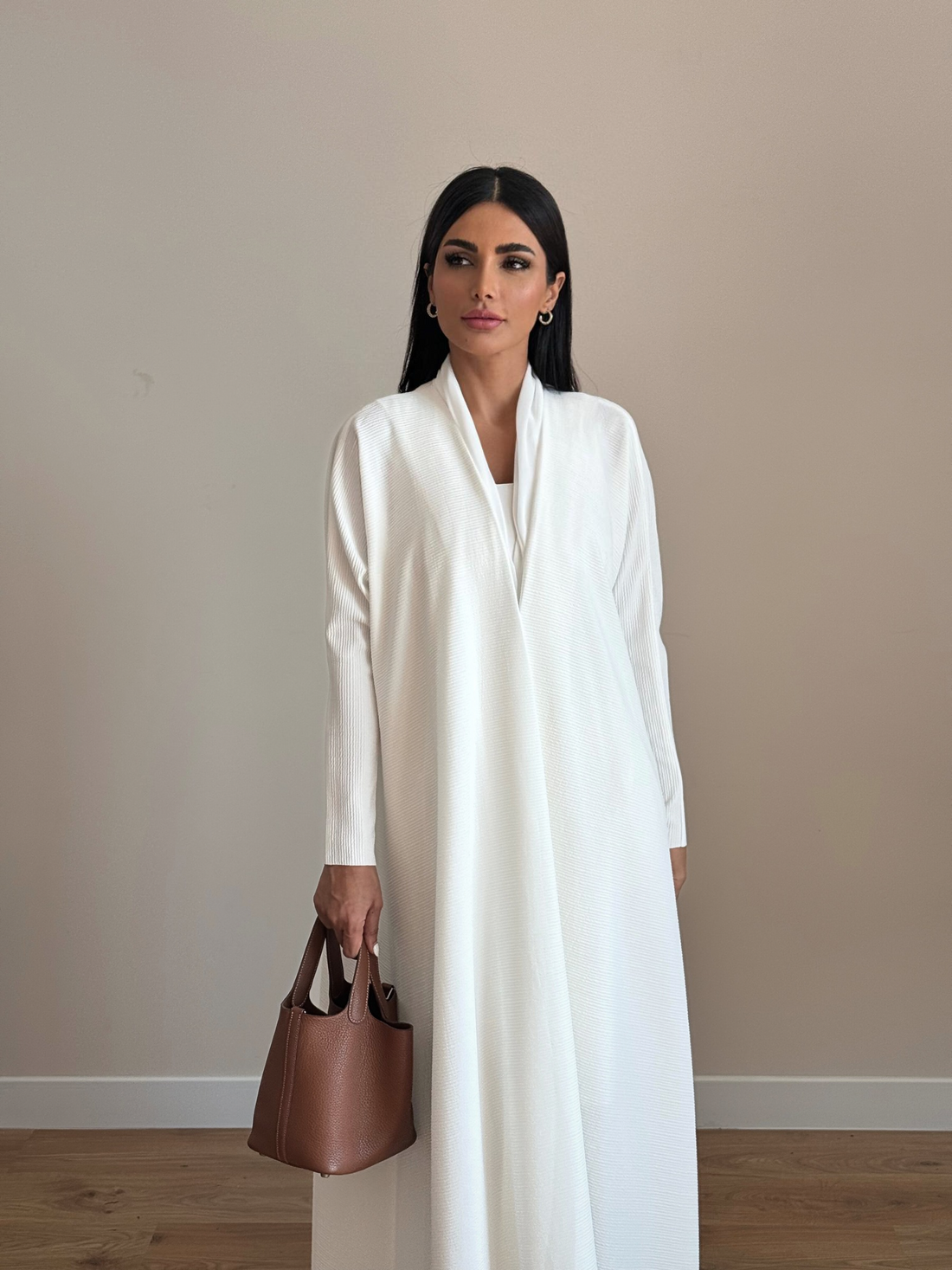 Cozy Pleated Abaya White