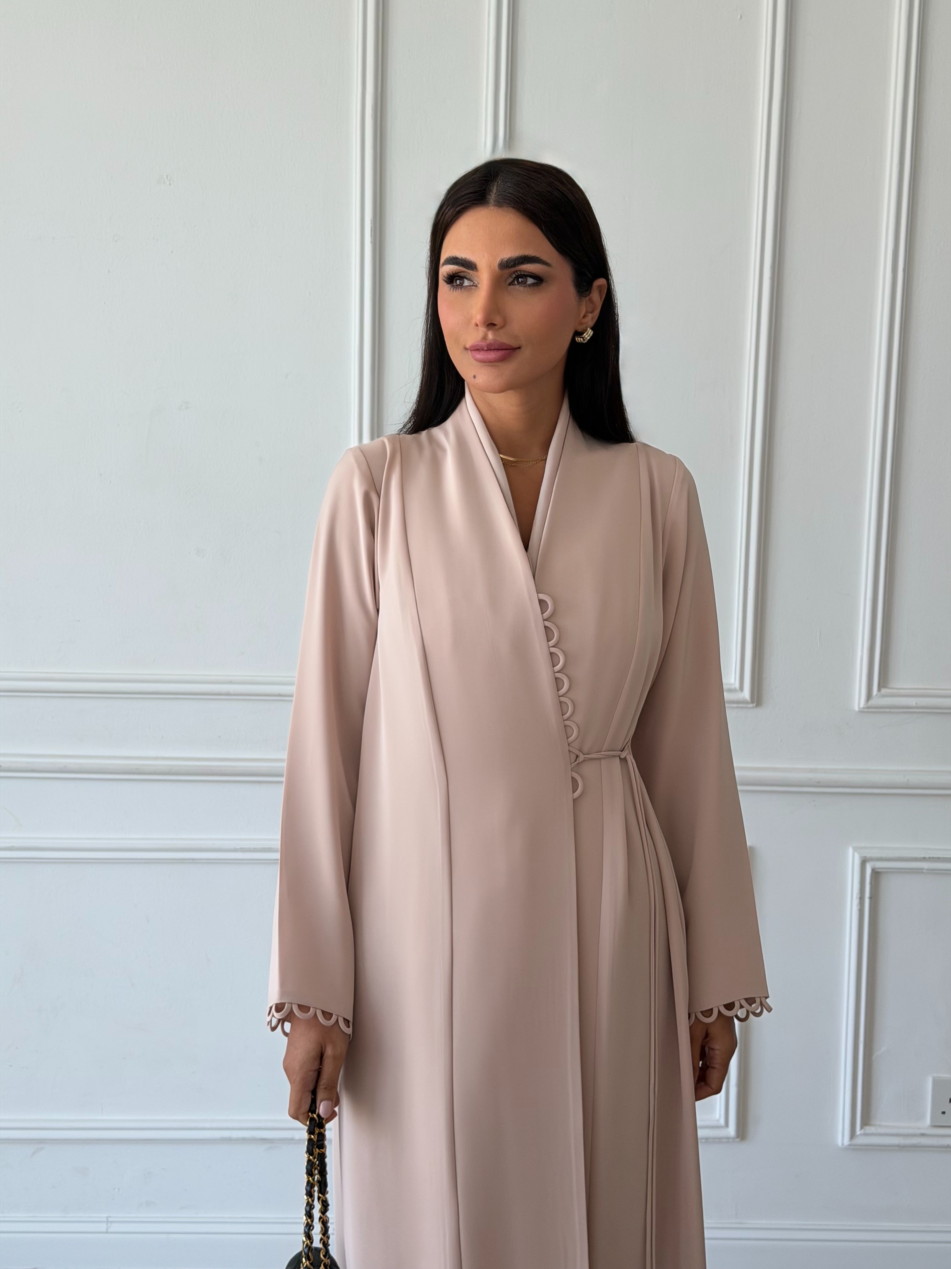 Tamara in Beige