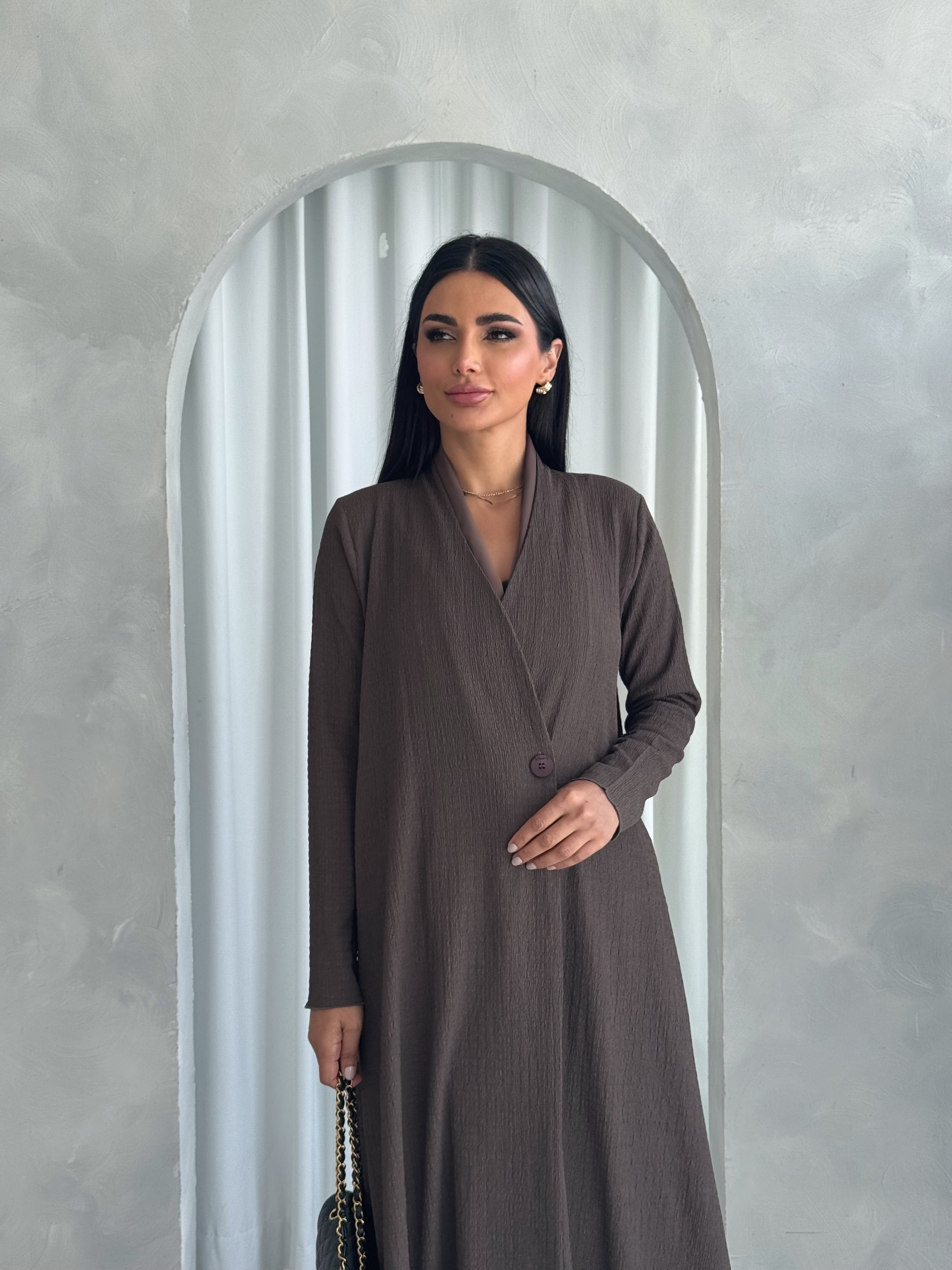 Huda in Taupe