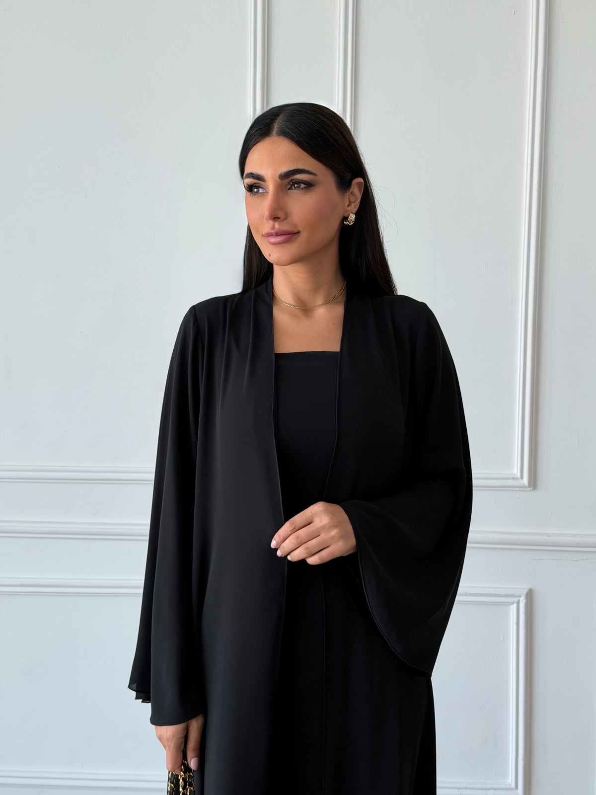 Mizna in Black