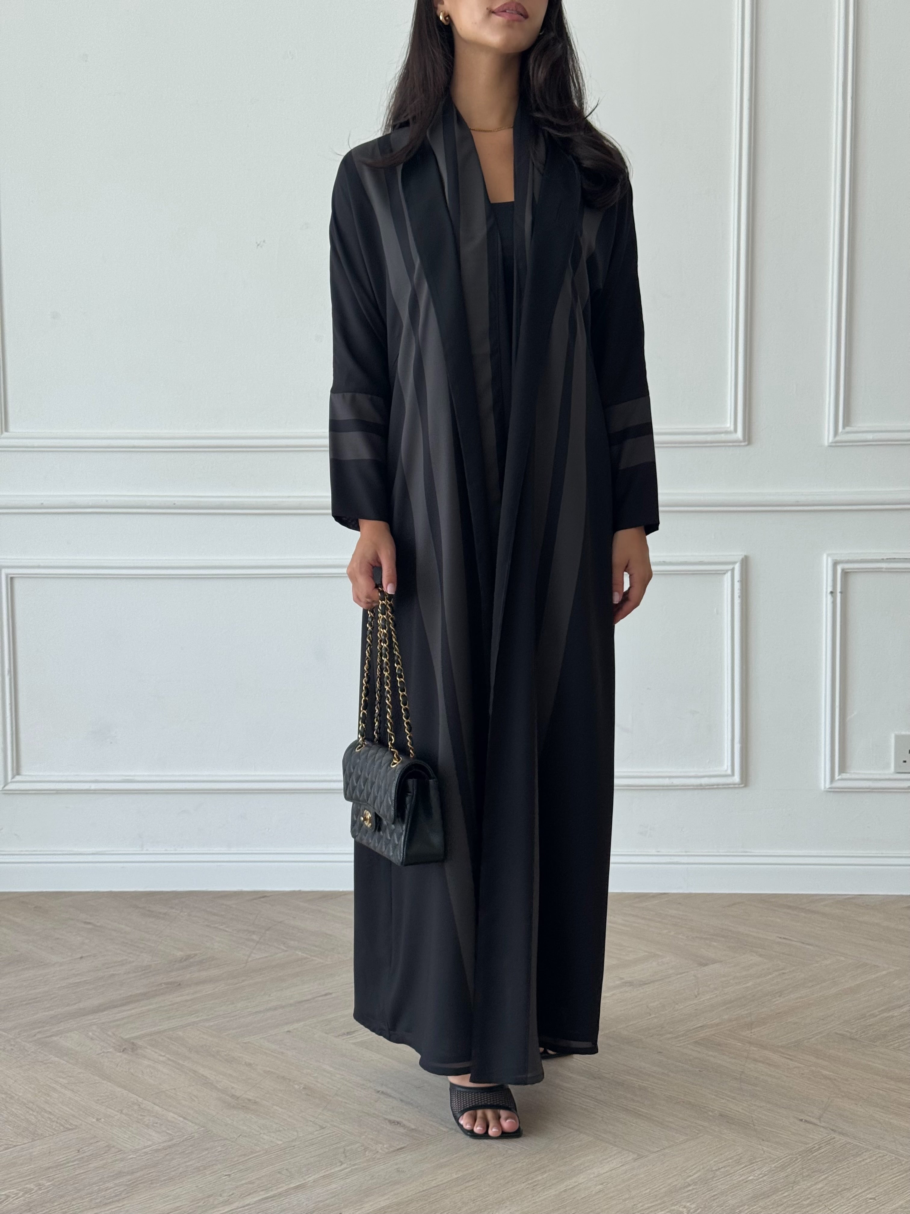 Maha in Black-Olive